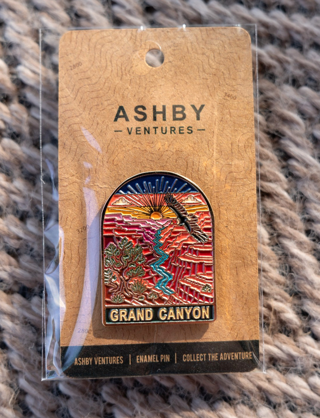 Grand Canyon Enamel Pin - National Park Travel Gift - Hiking Backpack Badge Grand Canyon Enamel Pin - National Park Travel Gift - Hiking Backpack Badge
