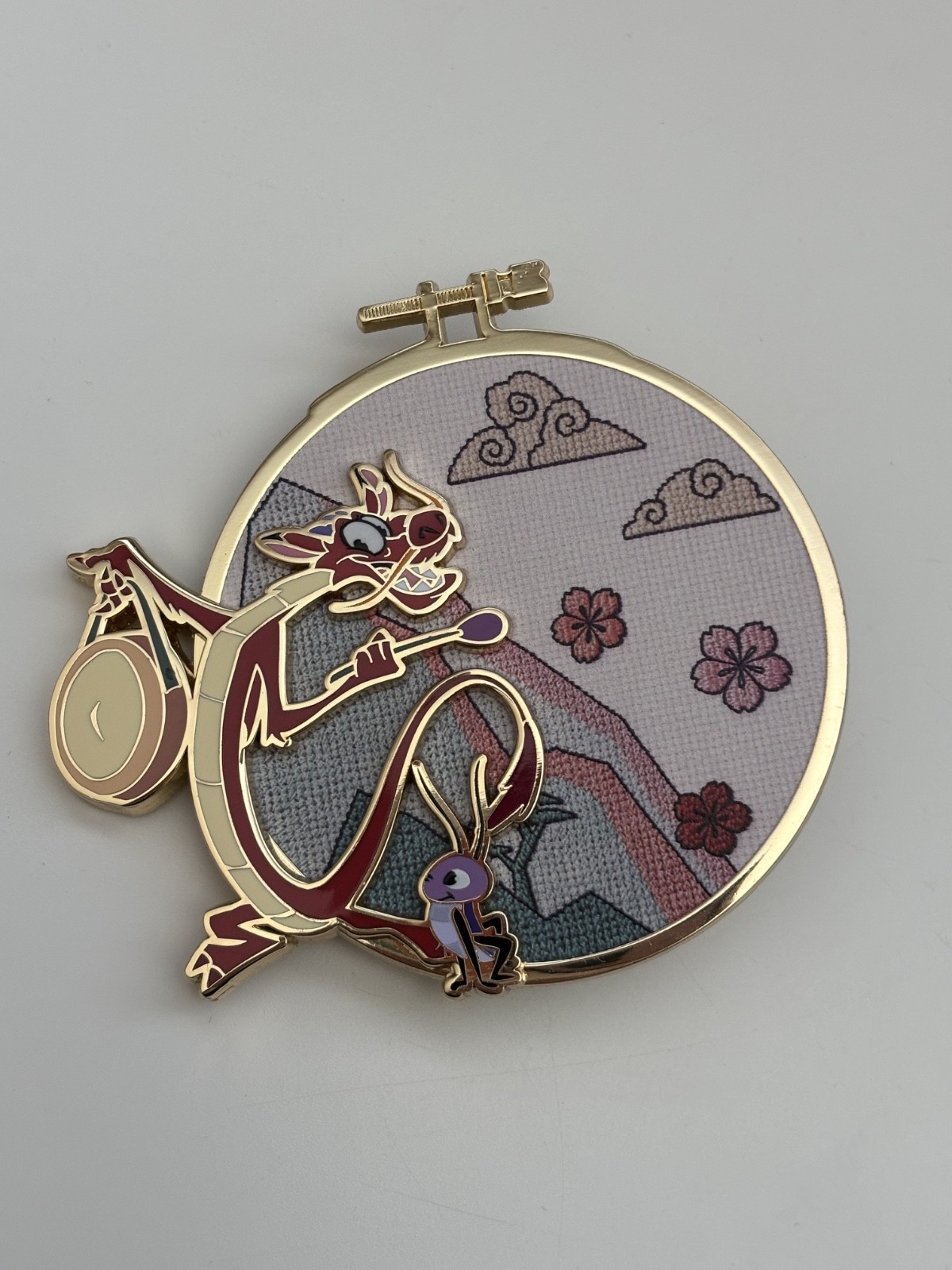 Disney Pin Mushu Cri-Kee Mulan Princess Sidekicks Cross Stitch PALM LE 500 PP191 Disney Pin Mushu Cri-Kee Mulan Princess Sidekicks Cross Stitch PALM LE 500 PP191