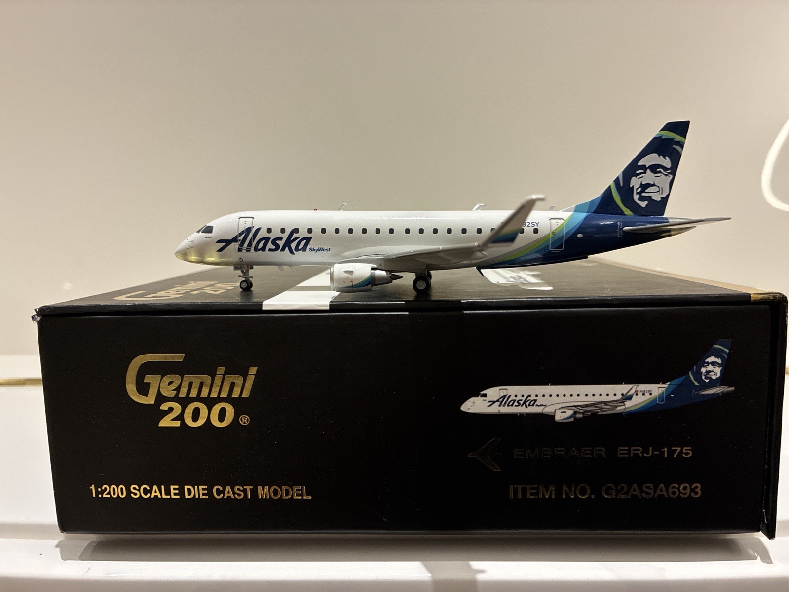Gemini Jets Alaska Airlines ERJ-175 1:200 G2ASA693 2015s Colors N182SY