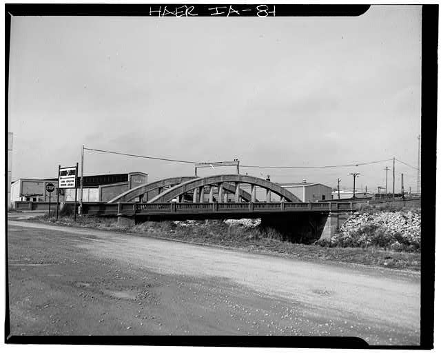 Photo:Marshalltown Iowa South Third Avenue Bridge Rainbow Arch Bridge 1920