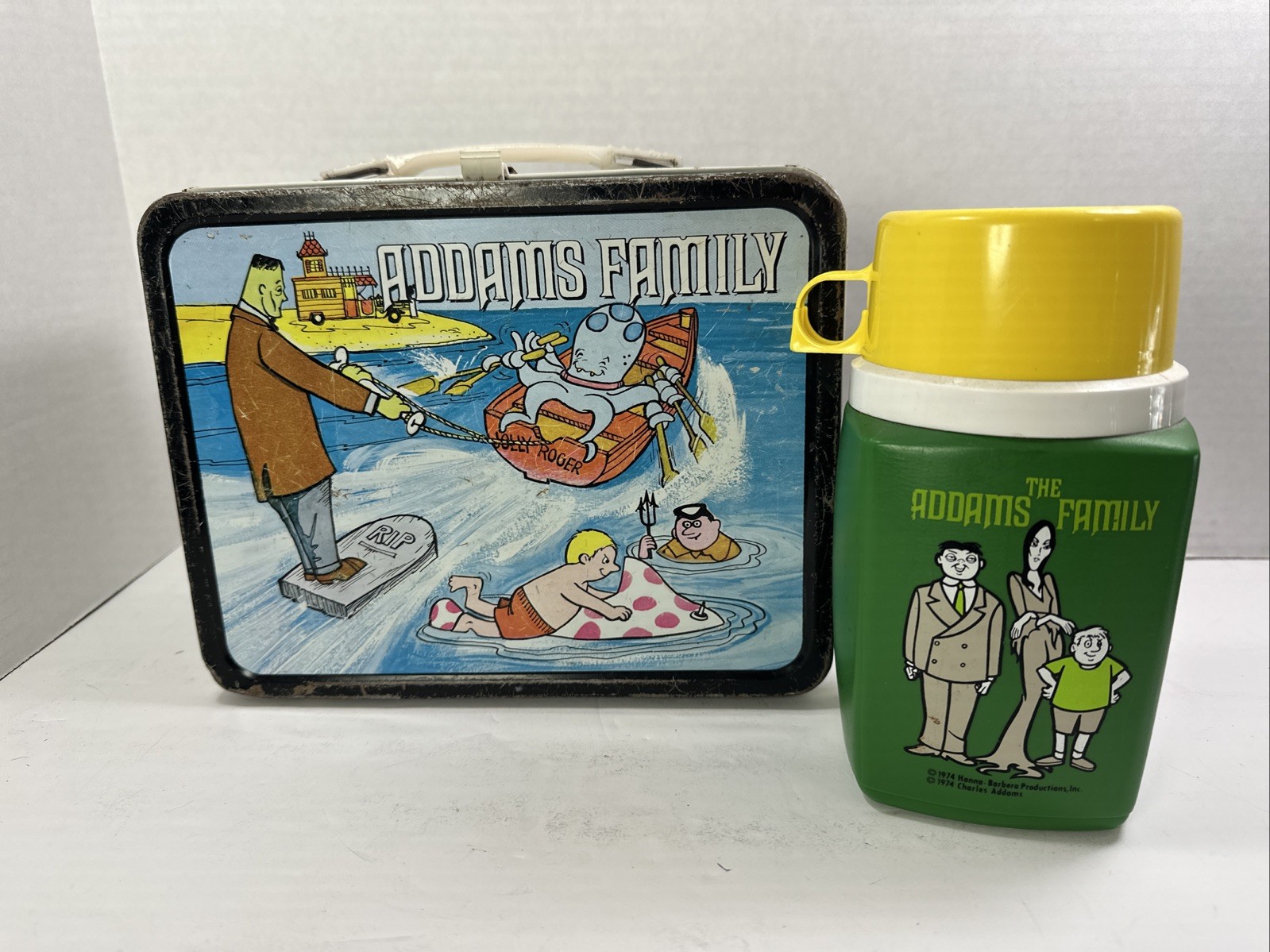 Addams Family 1974 Metal Lunchbox Thermos Cartoon Hanna Barbera King Seeley