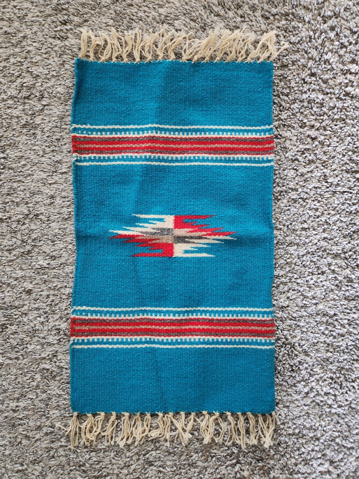 Vintage 1970s Southwestern Handwoven Wool Small Accent Mat / Table Topper Vintage 1970s Southwestern Handwoven Wool Small Accent Mat / Table Topper