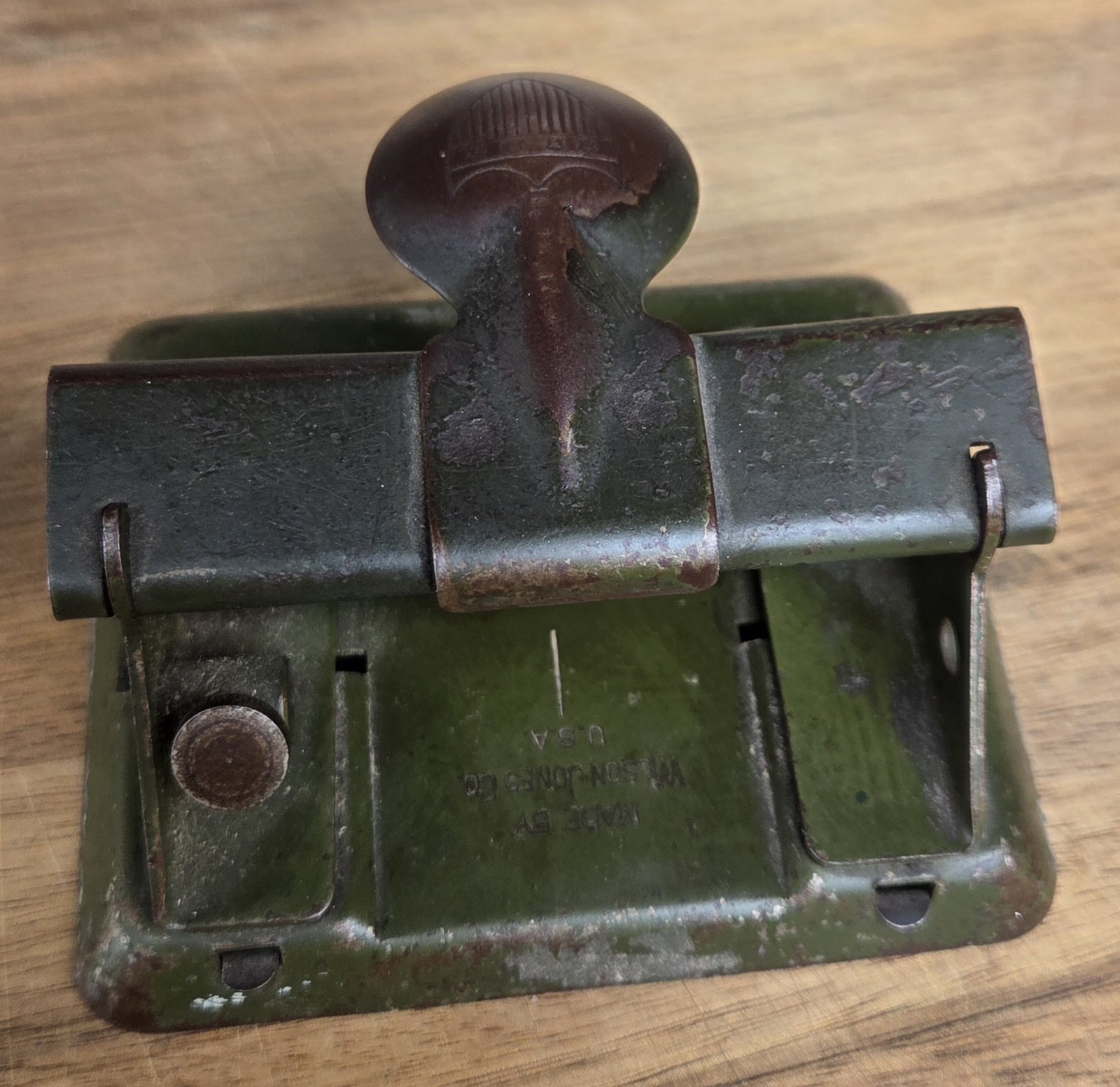 Antique Wilson Jones Rex No 14 Two Hole Desktop Paper Punch US Shield Logo 1940s