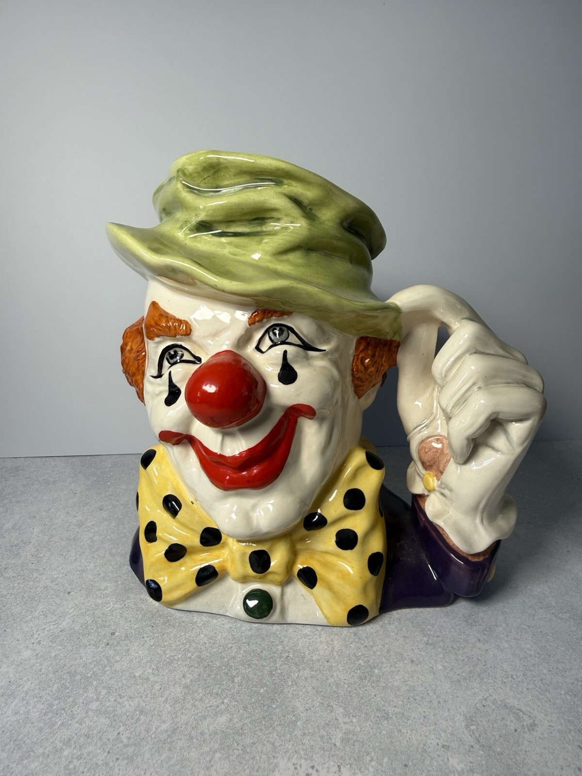 Royal Doulton “The Clown” Large Character Jug D6834 Vintage 1988