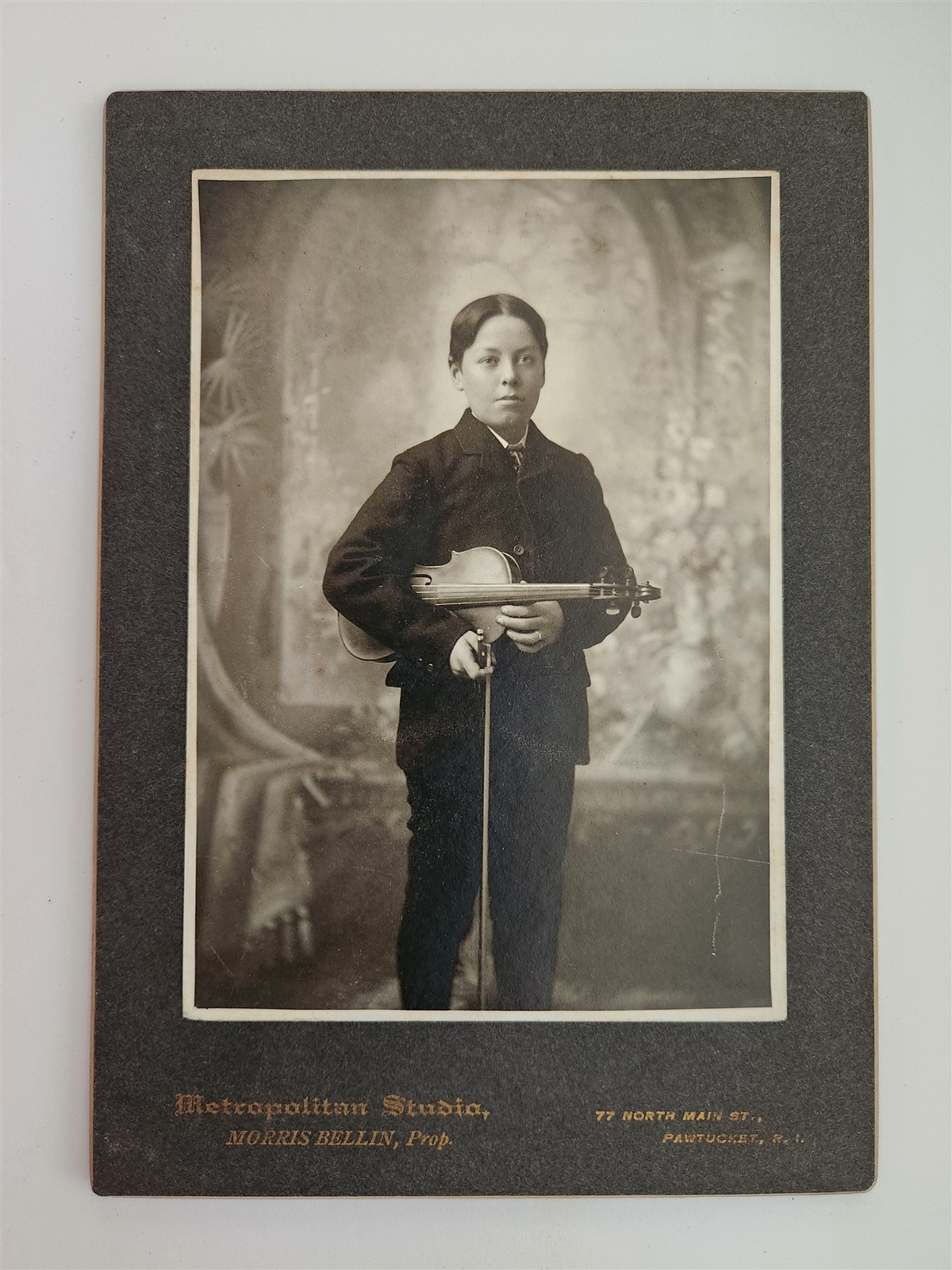 1910s antique RALF FAIRBANKS pawtucket ri VIOLIN CABINET PHOTO