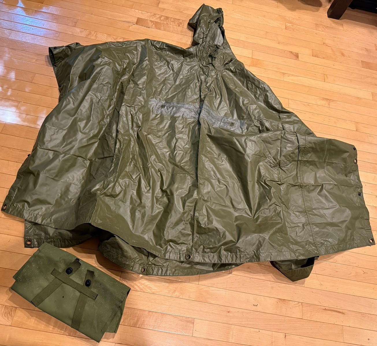 đŸ’™ORIGINAL EARLY VIETNAM WAR US ARMY INFANTRY RAIN PONCHO đŸ’™ORIGINAL EARLY VIETNAM WAR US ARMY INFANTRY RAIN PONCHO