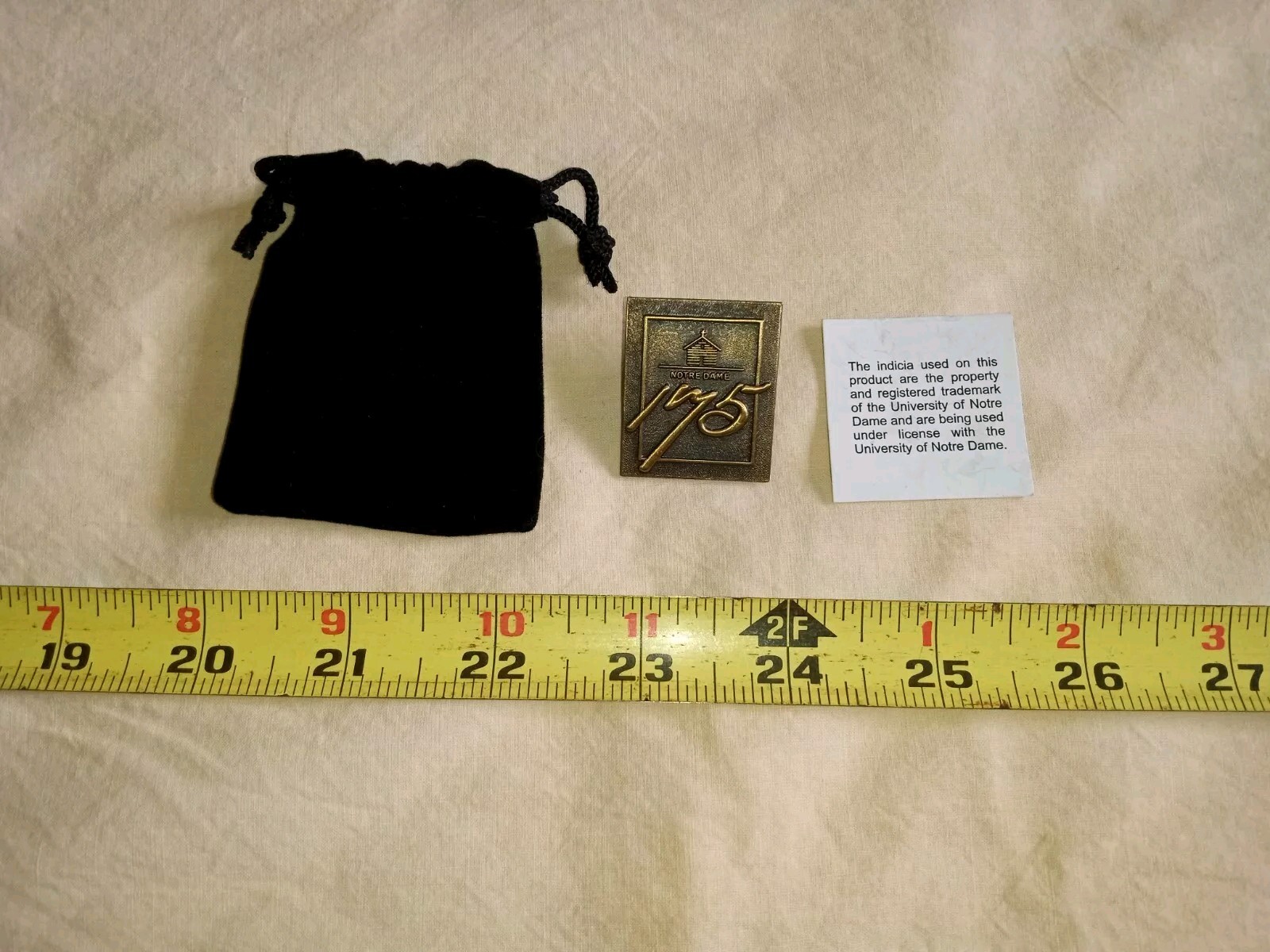 University Of Notre Dame 175 Year Anniversary Lapel Hat Jacket Pin Go Fighting
