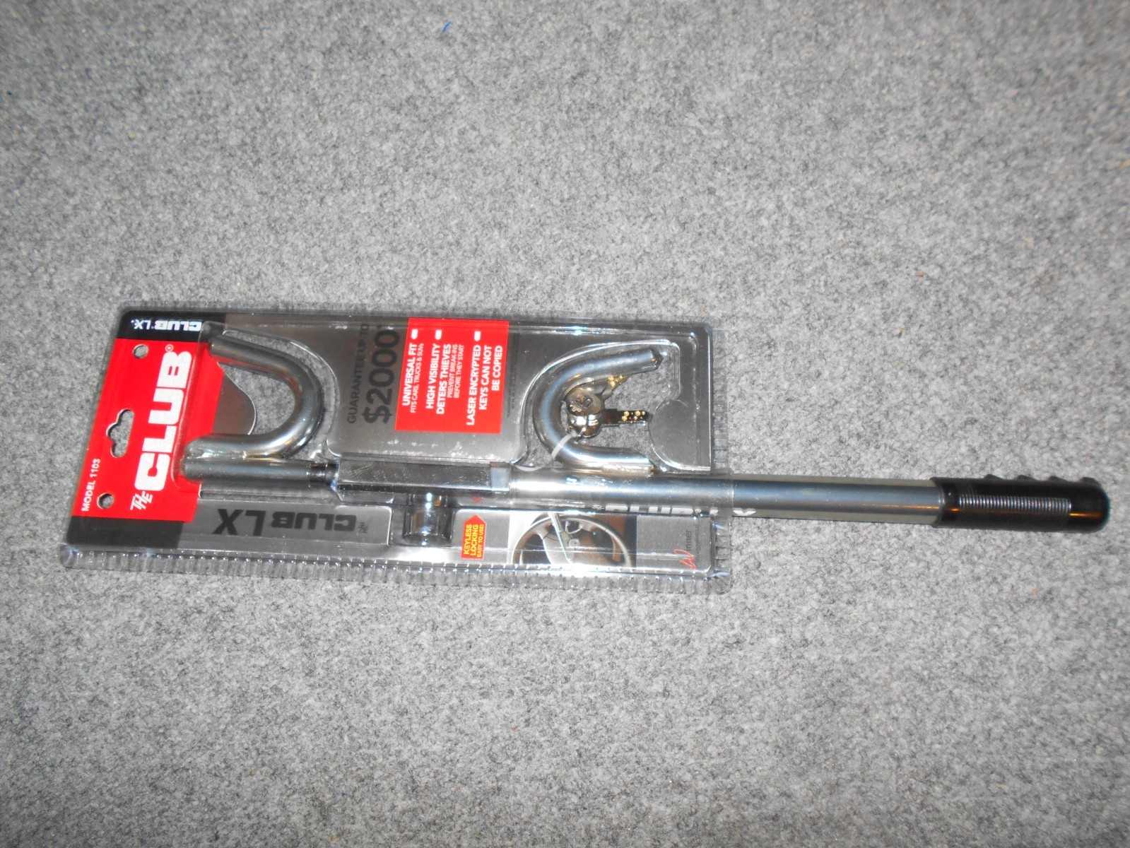 THE CLUB LX NEW UNUSED 1103 UNIVERSAL FIT ANTI-THEFT CAR VEHICLE DEVICE      