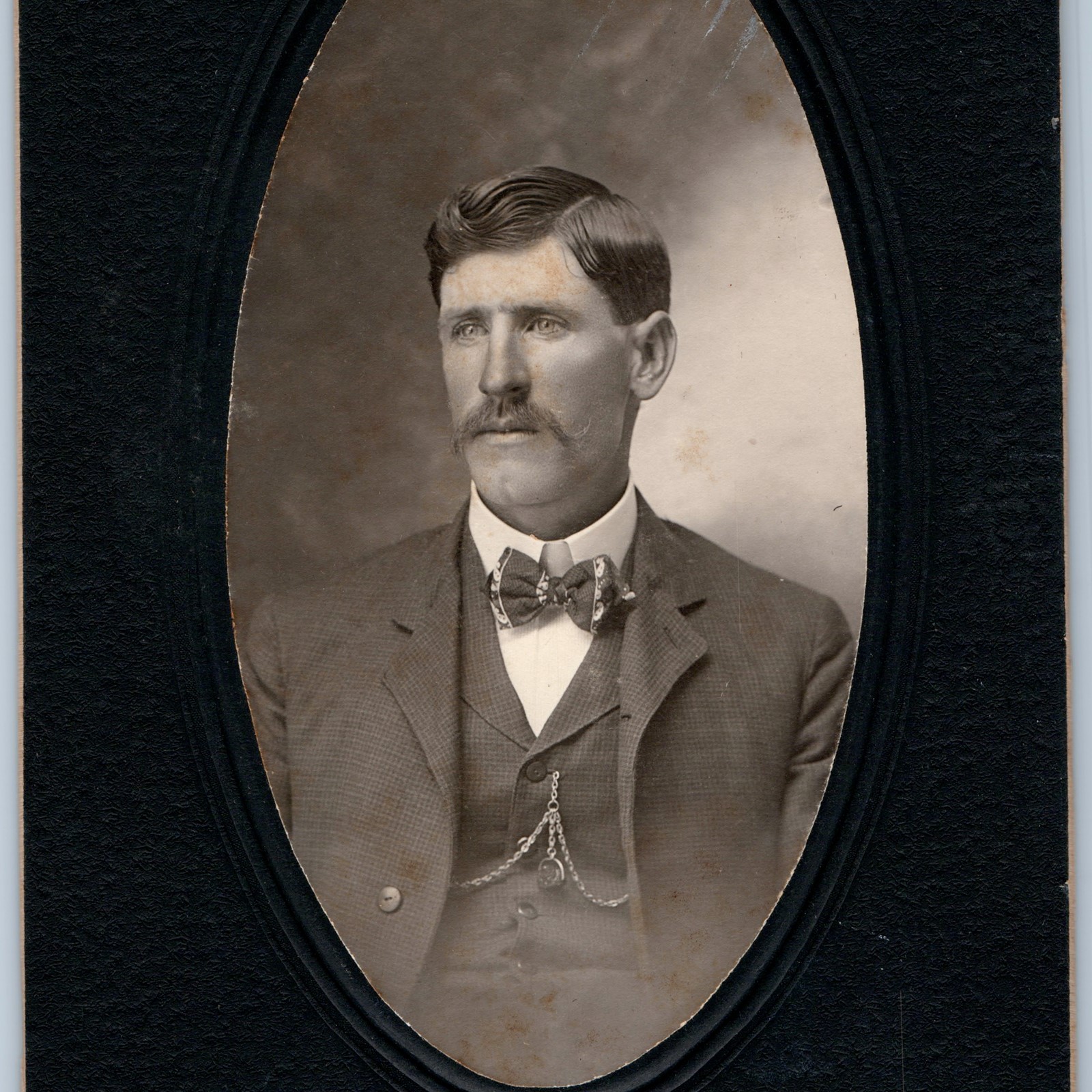 c1900s Handsome Gentleman Mustache Man Bowtie Cabinet Card Photo Pomade Chain B2