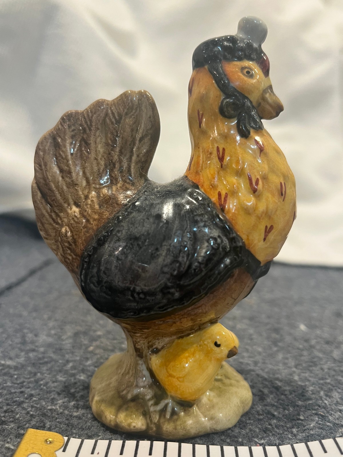 Beatrix Potter's Sally Henny Penny Beswick England 1974 