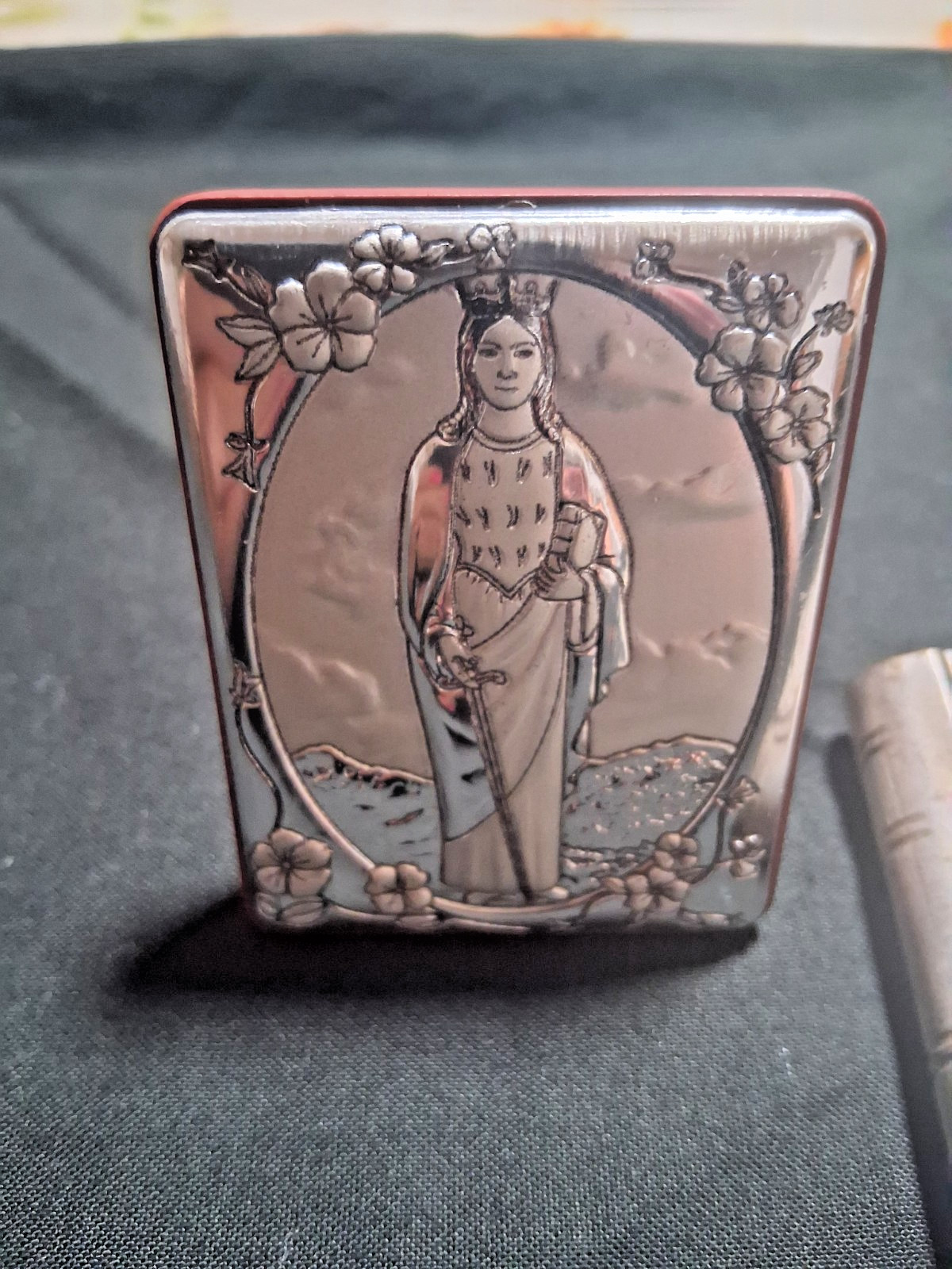 Vintage ST Dymphna devotional and Silver -plated metal Rosery case from Italy