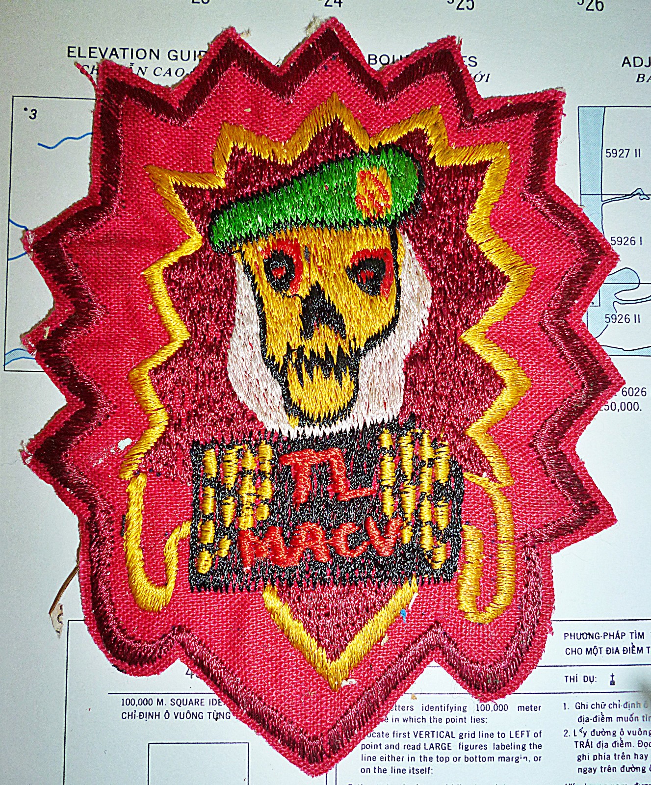 Newspaper Patch - 1st / 5th Special Forces - TEAM LEADER - Vietnam War - Q.71