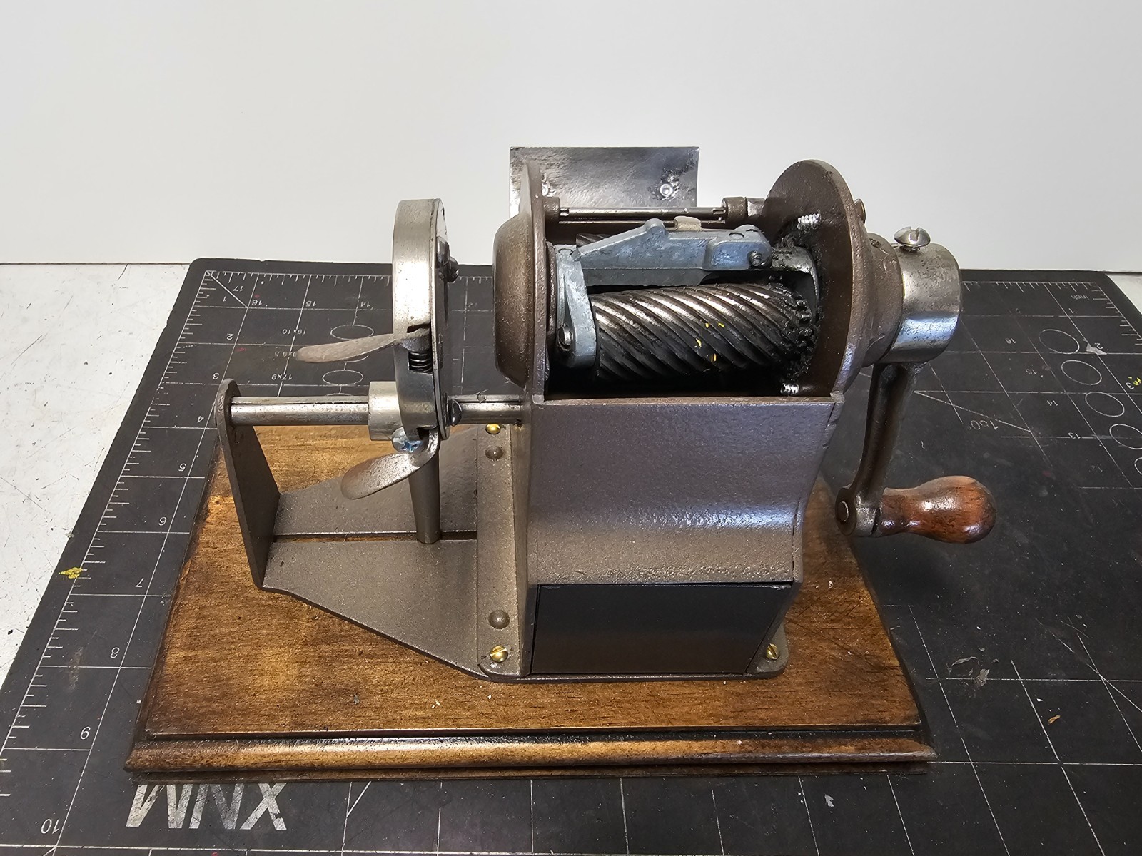 Antique 1921 Climax No.3 Automatic Pencil Sharpener Co. Chicago USA Works Great