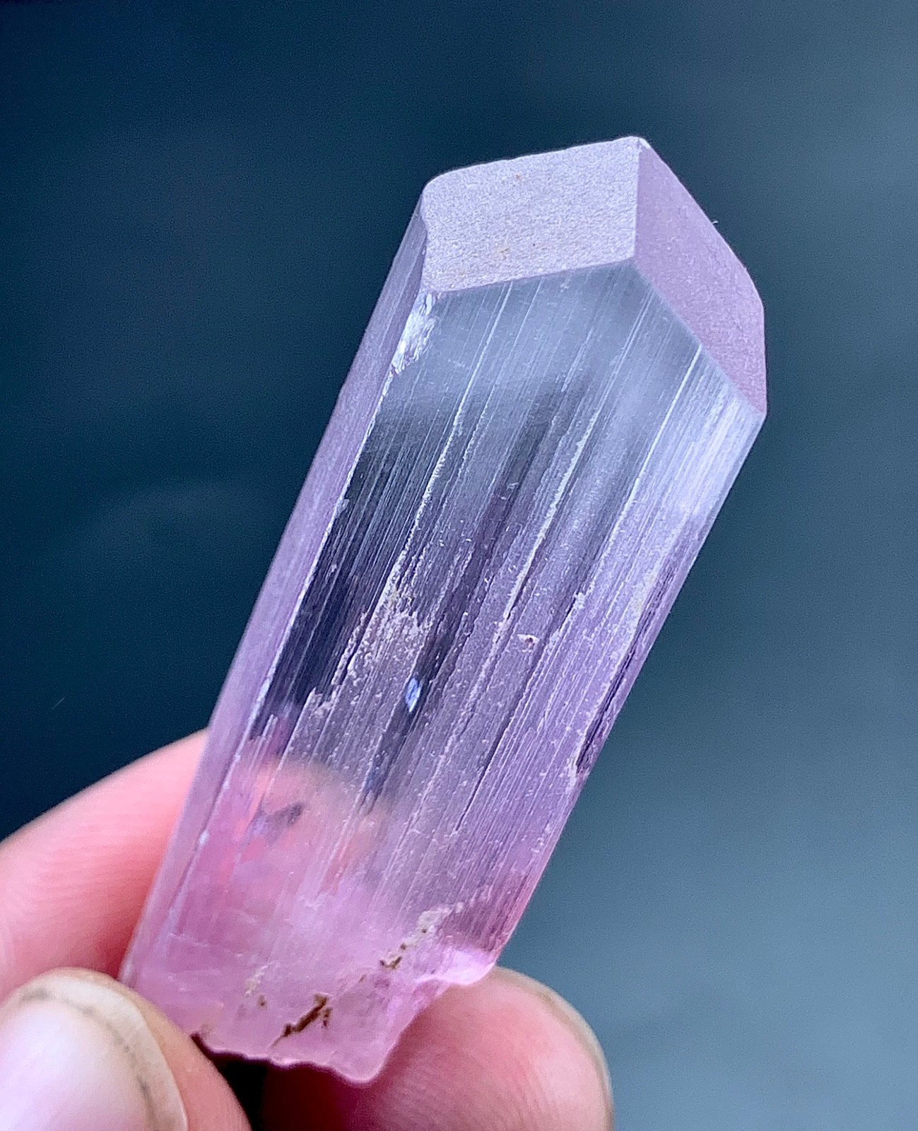 Pink Kunzite Crystal specimen From Afghanistan 95 Carat Pink Kunzite Crystal specimen From Afghanistan 95 Carat