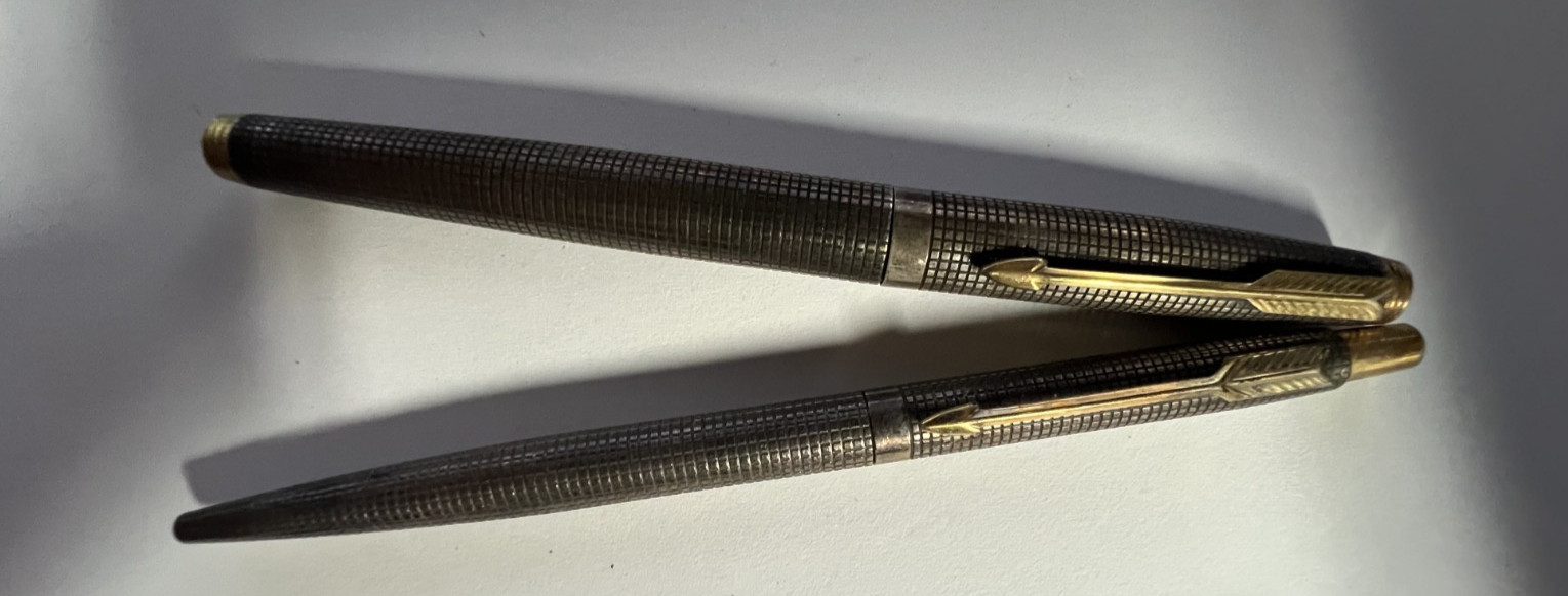 Parker Ciselé Sterling Silver Fountain Pen 14Kt Gold Point  & ball pen Set