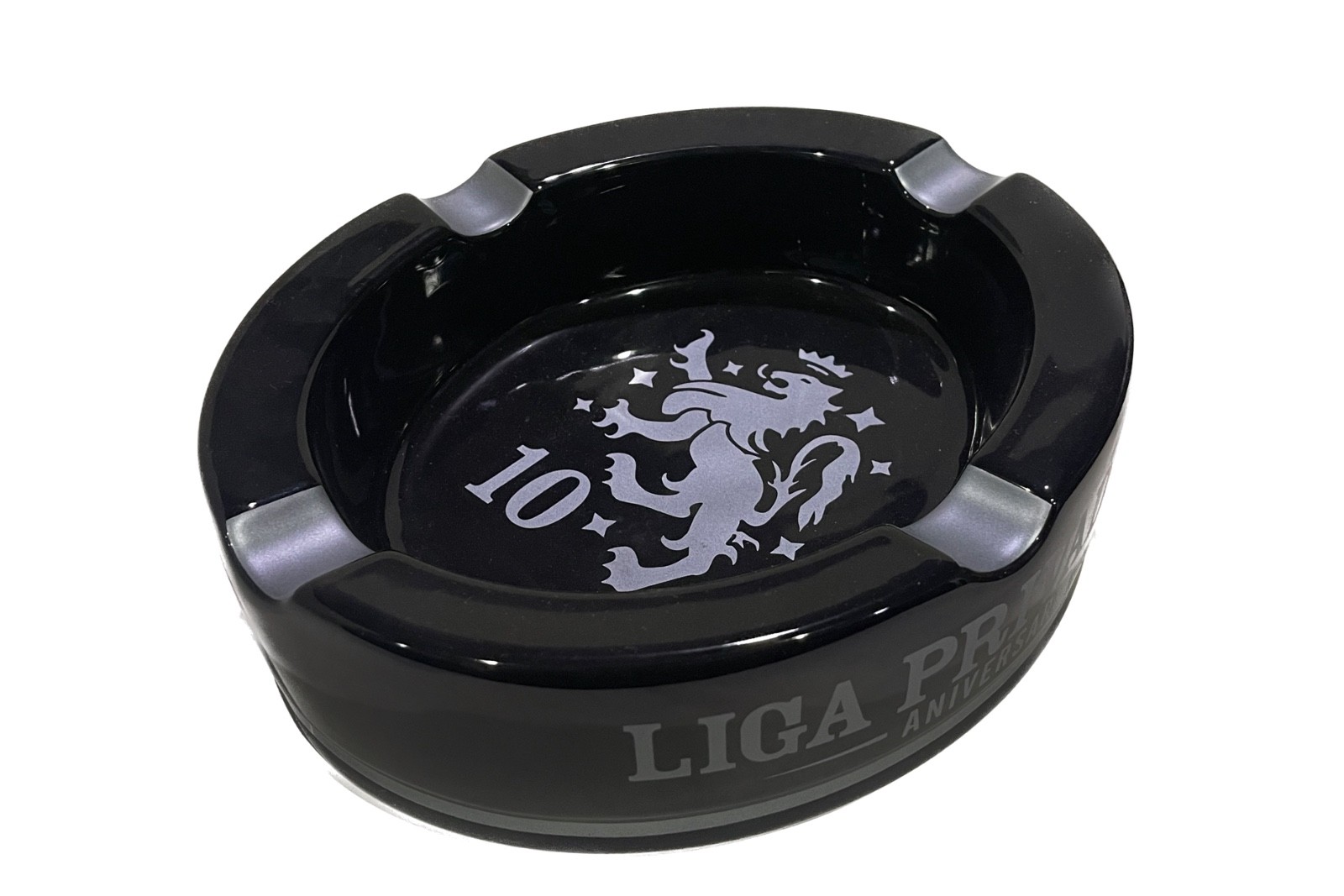 Drew Estate Black Liga Privada Ceramic Ashtray 10 \ Drew Estate Black Liga Privada Ceramic Ashtray 10 \