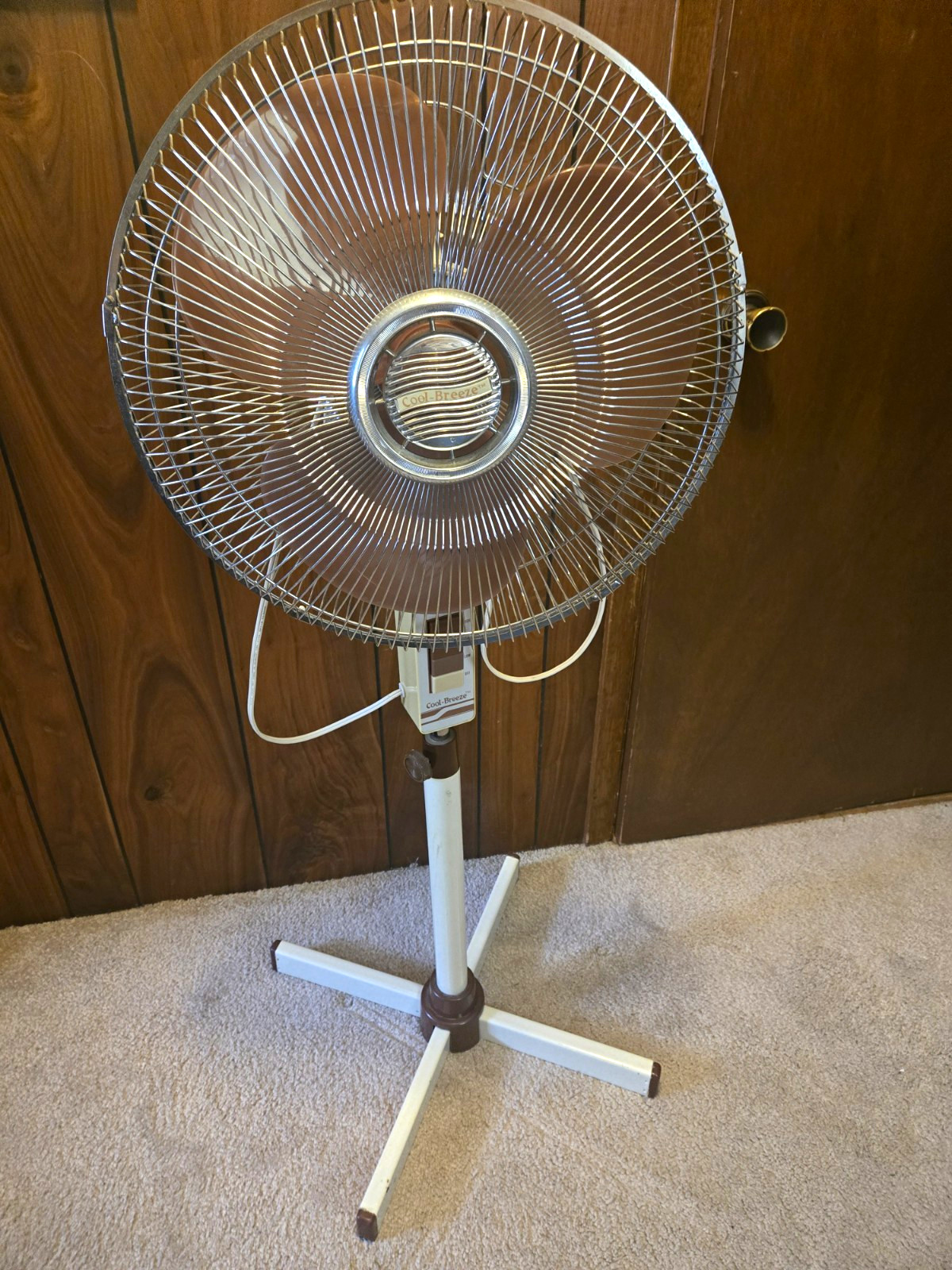 Vintage 1980s Oscillating Pedestal Fan 16\
