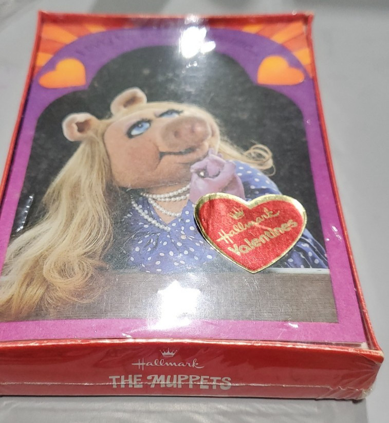 Hallmark Vintage MISS PIGGY MUPPETS Box of Valentines Hallmark Vintage MISS PIGGY MUPPETS Box of Valentines