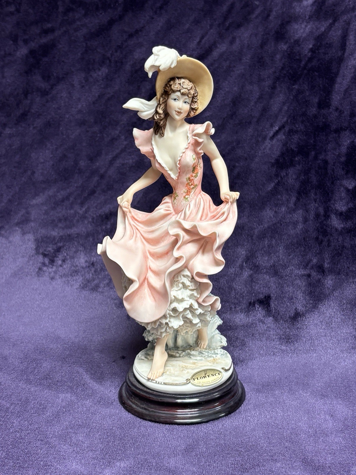 Giuseppe Armani Ebb Tide Figurine 1996 Florence Italy 0163C Capodimonte Girl