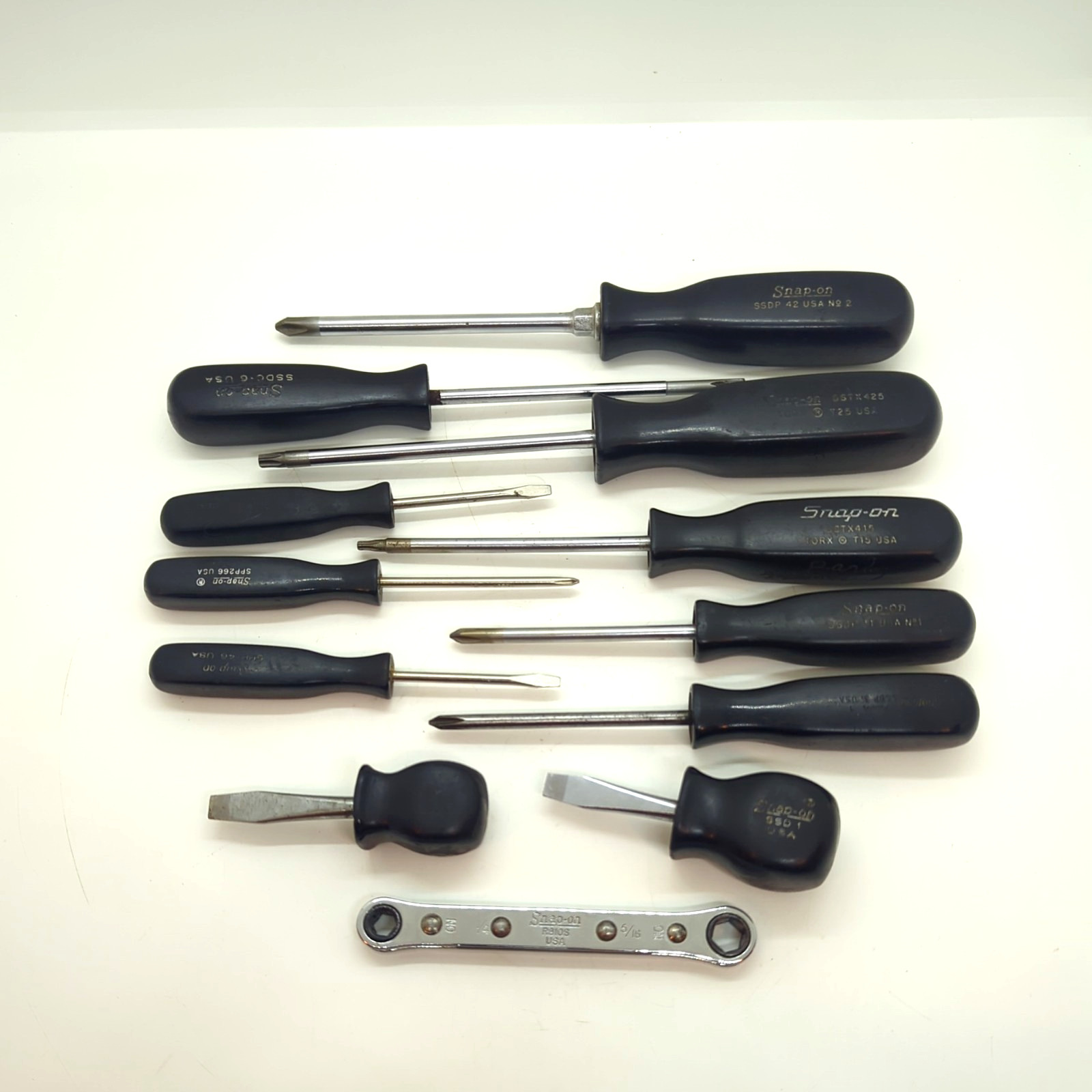 Vintage Snap-on Set / Lot 11 Piece Black Handle Screwdriver + Wrench 🇺🇸 Vintage Snap-on Set / Lot 11 Piece Black Handle Screwdriver + Wrench 🇺🇸