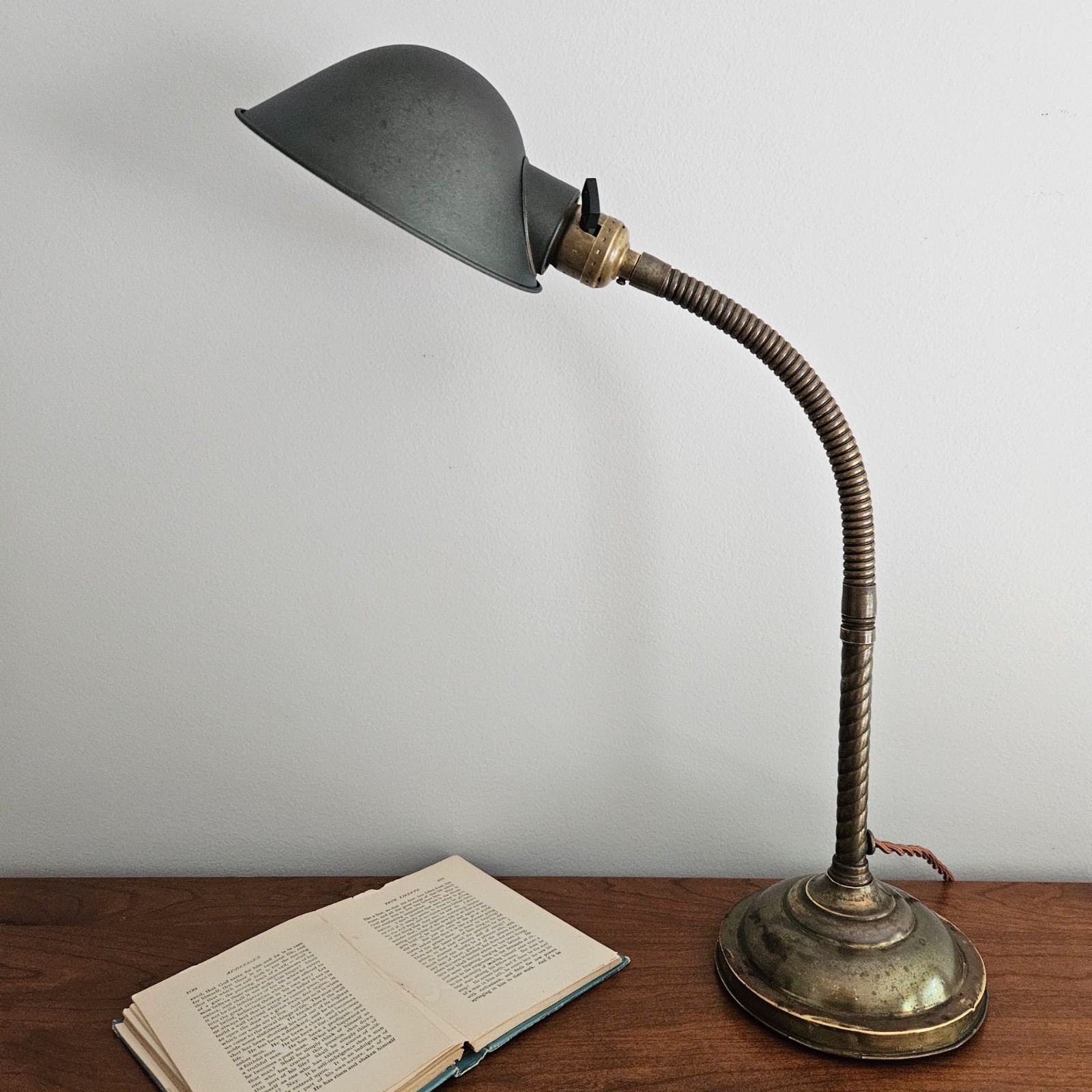 Vintage Faries Brass Gooseneck Desk Lamp. Antique Office Lamp. Vintage Faries Brass Gooseneck Desk Lamp. Antique Office Lamp.