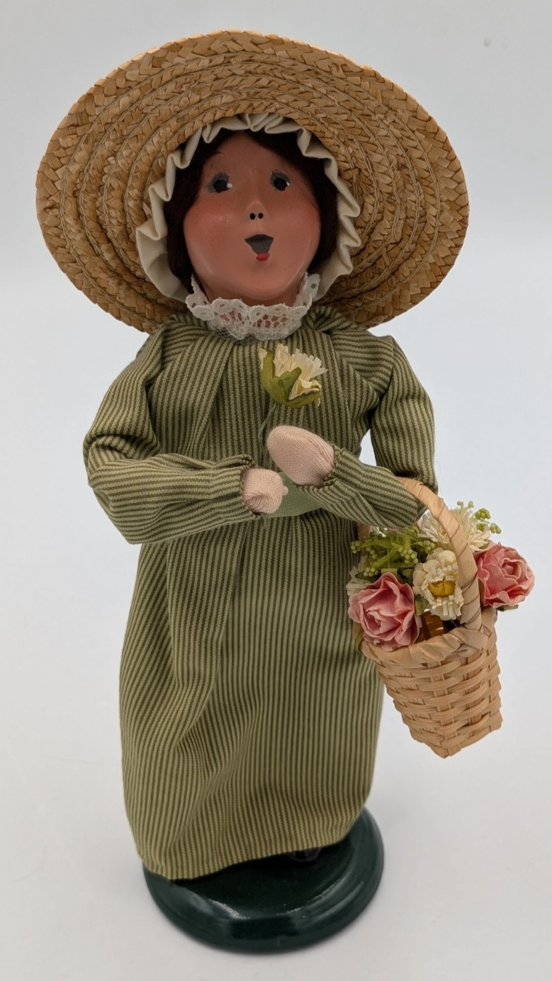 2011 Byers Choice Colonial Spring Girl Pre-owned Made in USA Pennsylvania