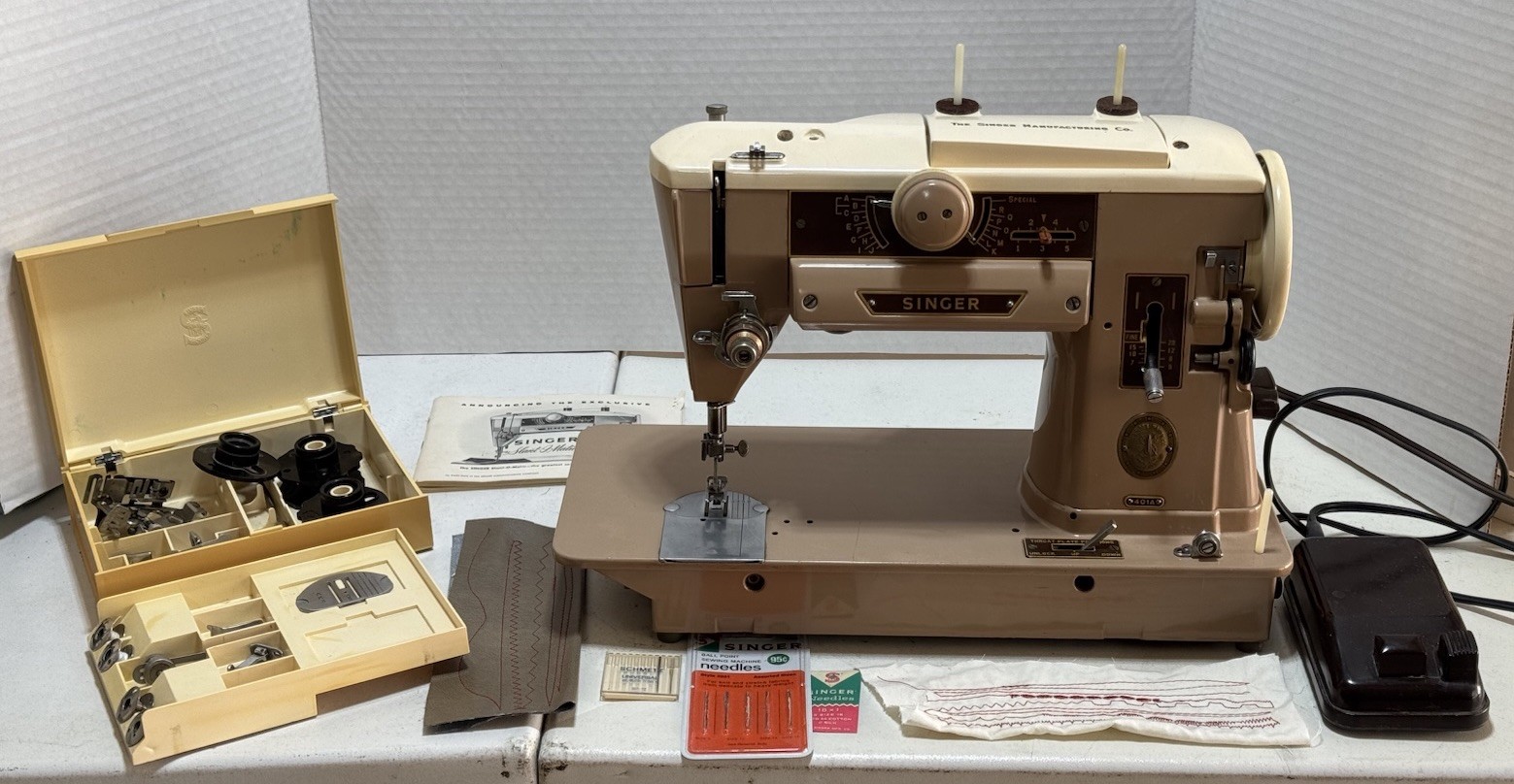 Vintage 1956 Singer 401A Sewing Machine, Several Feet, Attachments, SERVICED,VGC