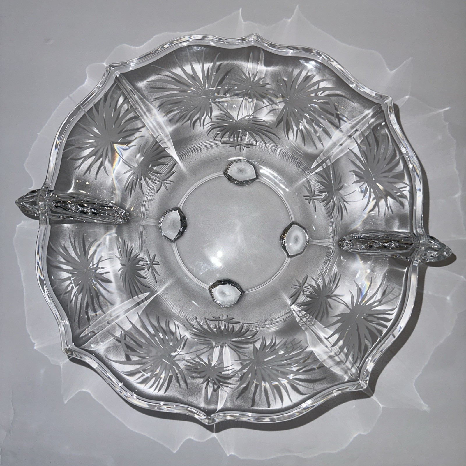 Vnt Fostoria Chintz Etched Palm Leaves With Fan-wing Handles Footed Crystal Bowl Vnt Fostoria Chintz Etched Palm Leaves With Fan-wing Handles Footed Crystal Bowl