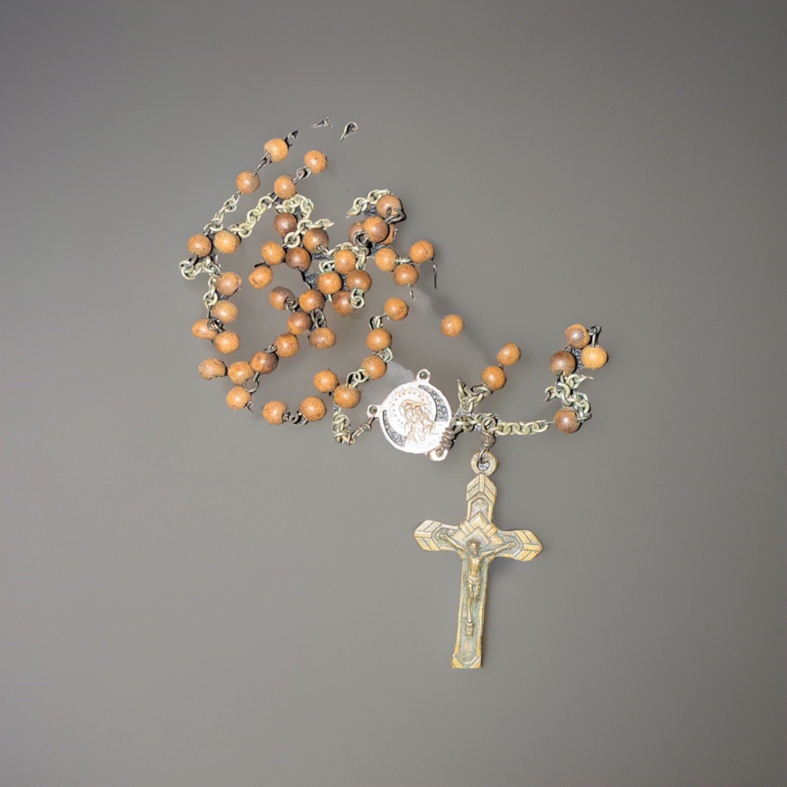 Vtg 19” Wooden Rosary With Center Virgin Mary/Christ Child Medallion Vtg 19” Wooden Rosary With Center Virgin Mary/Christ Child Medallion
