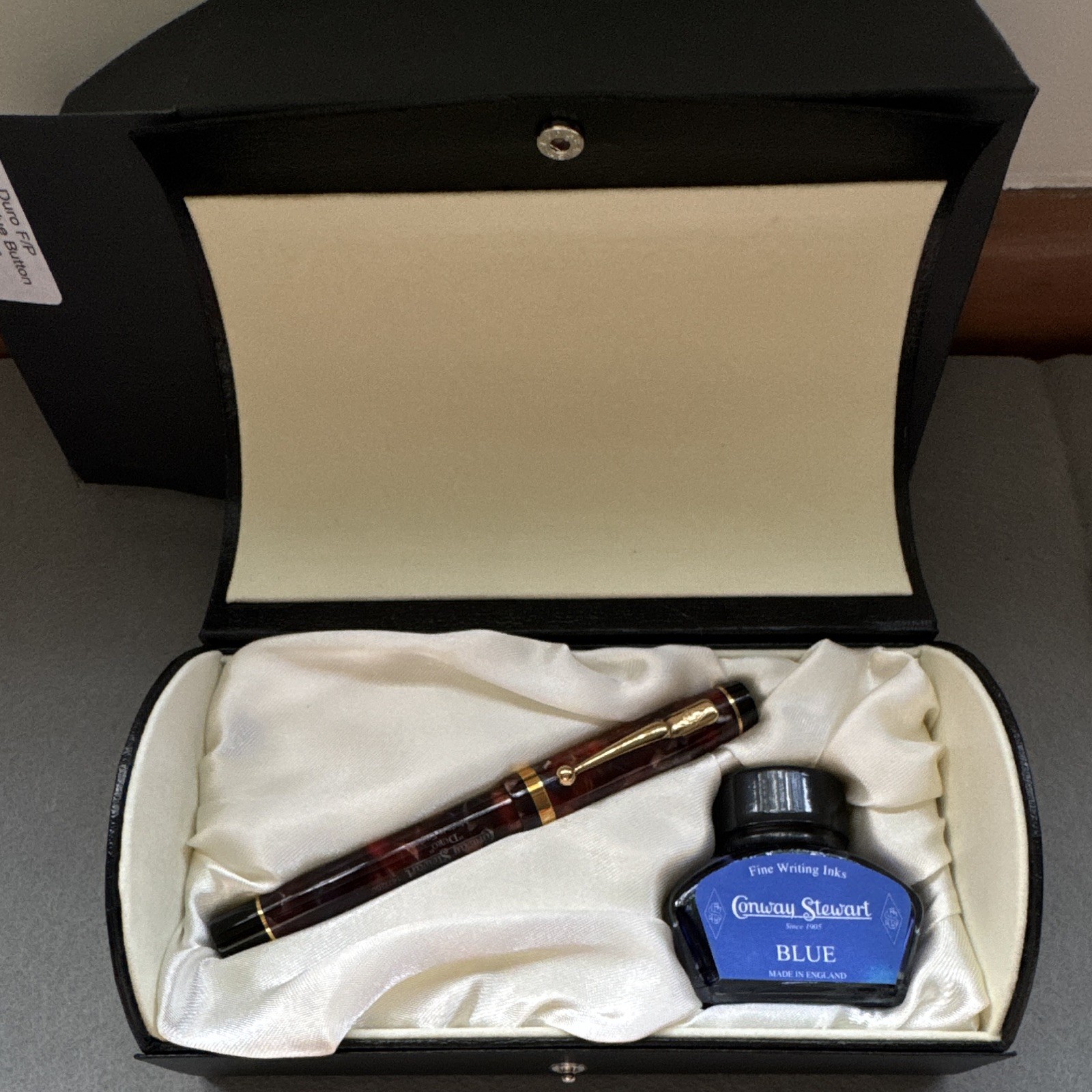 Conway Stewart Duro Burgundy Marble 147/200 PARTS/REPAIR - 18k EF Nib & Box Set