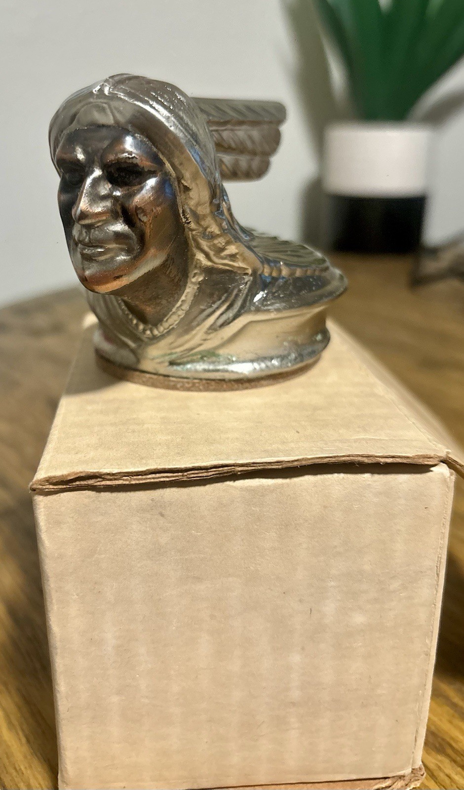 Original 1928 Pontiac Indian Head Chief Radiator Cap Hood Ornament Ternstedt Mfg