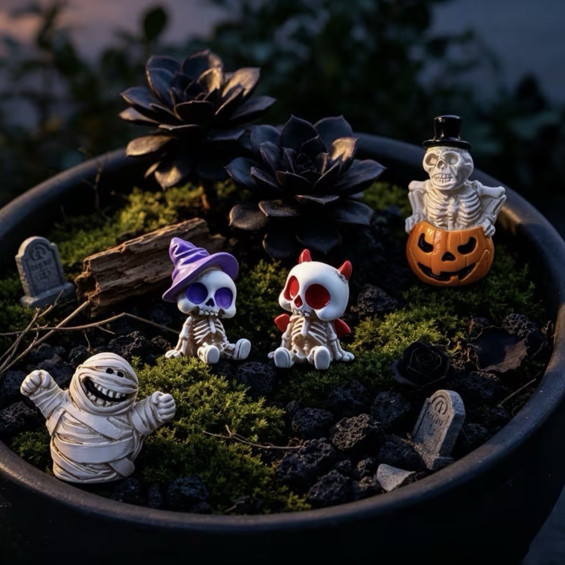 4pcs Gothic Halloween Resin Mini Figurine Set