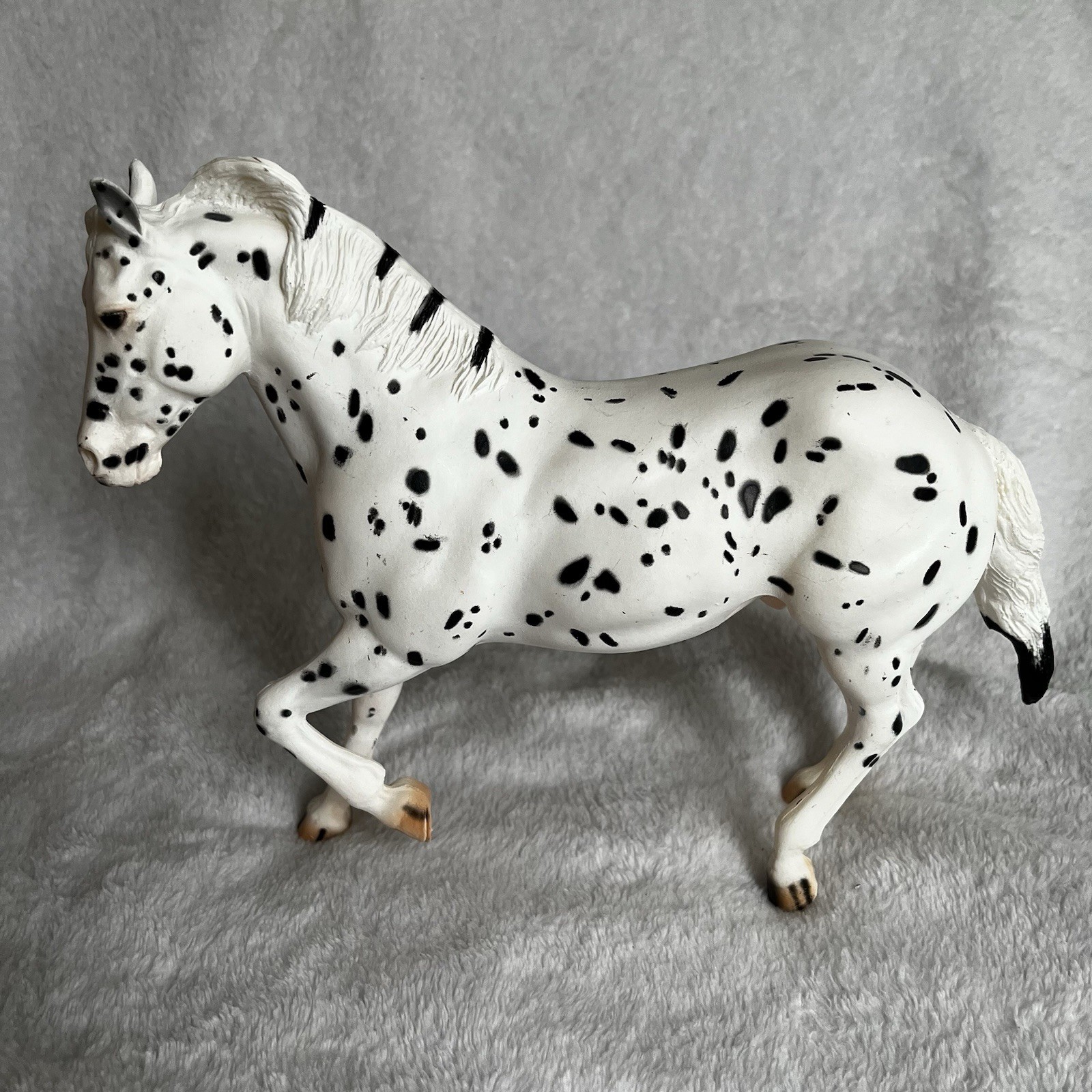 Breyer #750 “Hank” Ranch Horse Traditional Vintage Model Appaloosa Black White Breyer #750 “Hank” Ranch Horse Traditional Vintage Model Appaloosa Black White