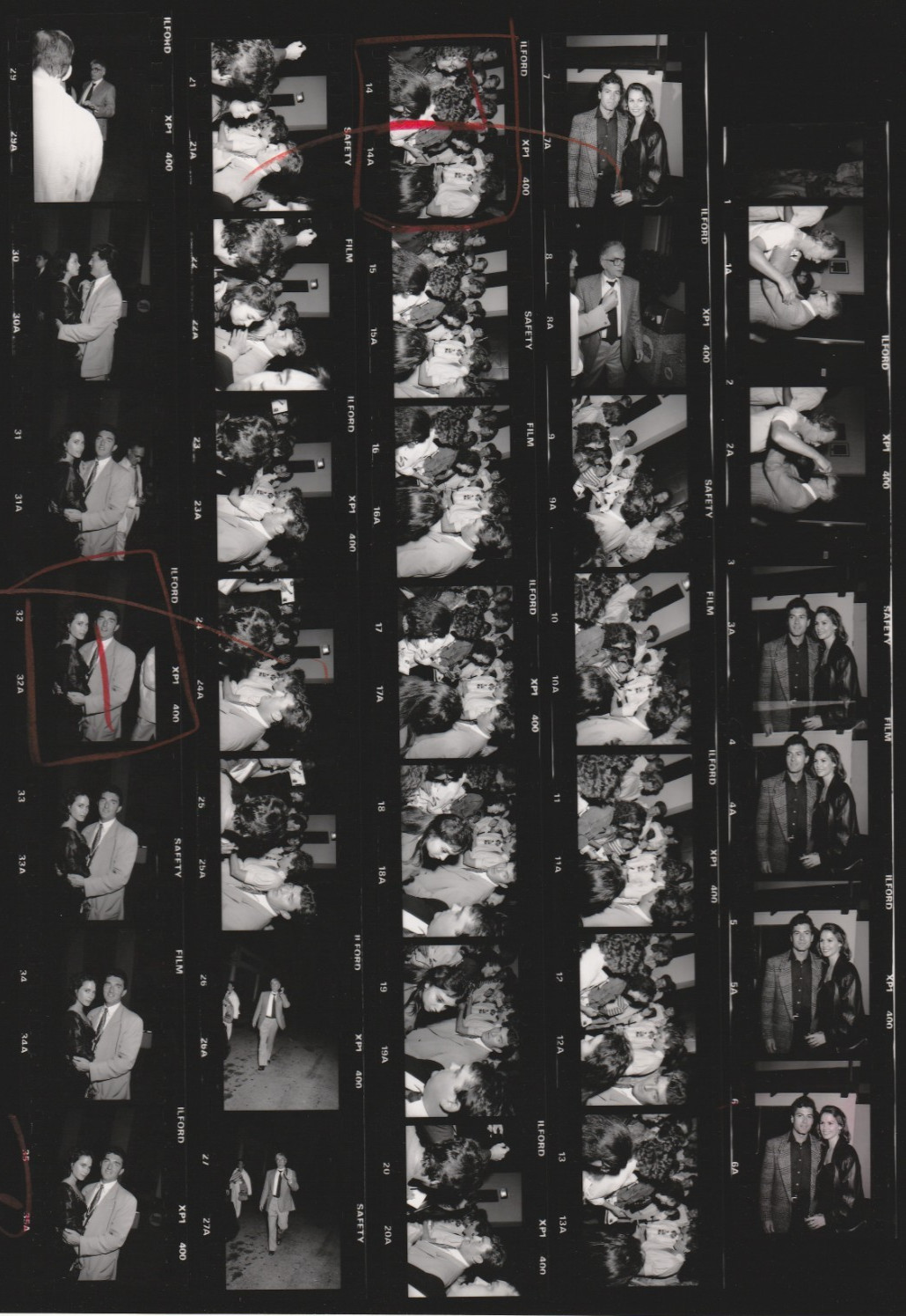 Original Contact Photo Sheet & Negatives Julie Andrews Blake Edwards 1989 Original Contact Photo Sheet & Negatives Julie Andrews Blake Edwards 1989