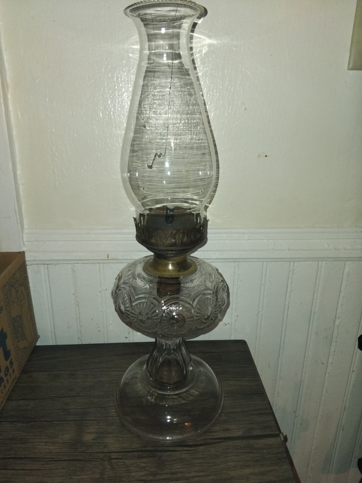 Antique EAPG Swirled Rosettes Glass Oil Lamp 1880-1900 18\