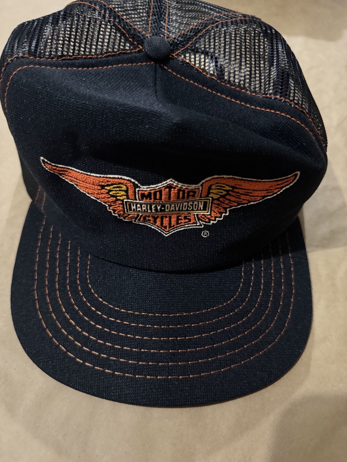 Vintage Harley Davidson Motorcycles Winged Logo Black Mesh Trucker Hat Snapback