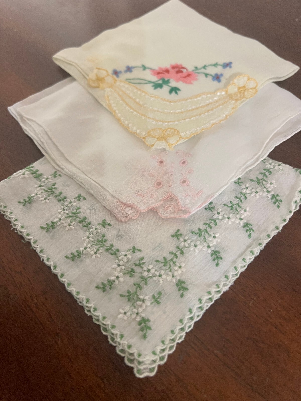 Set of 3 Vintage Embroidered Handkerchiefs with Floral and Lace Details Set of 3 Vintage Embroidered Handkerchiefs with Floral and Lace Details