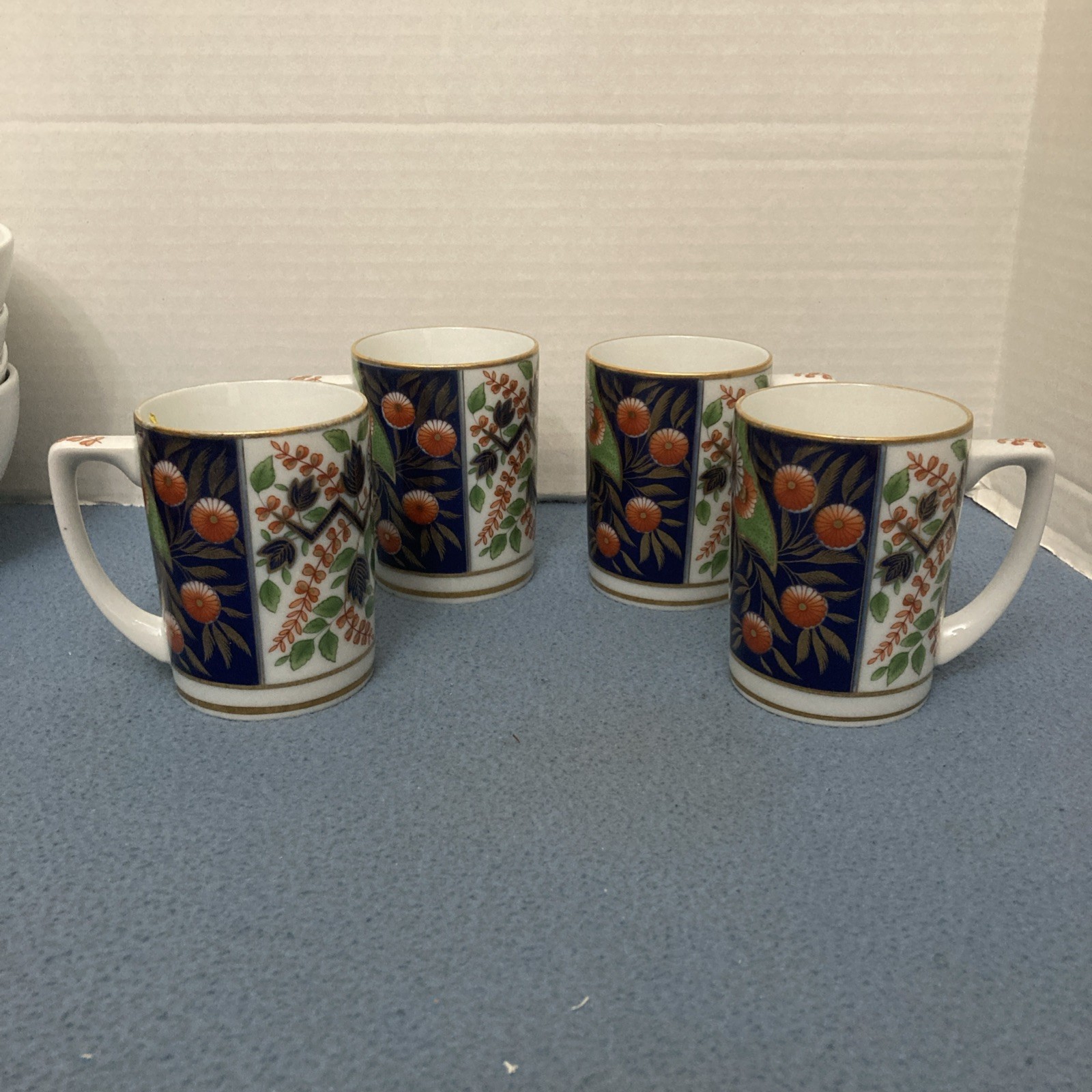 VTG Neiman Marcus Japan Cobalt Blue & Gold Imari Style Coffee/Tea Mugs -Set of 4