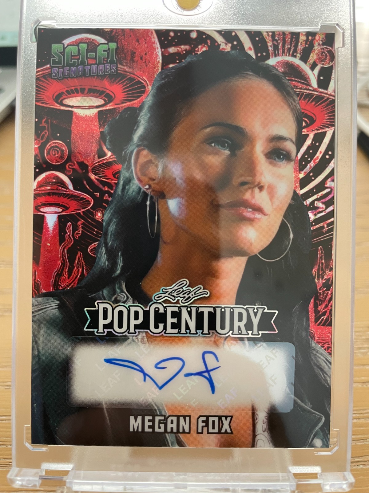 2025 Leaf Pop Century Sci-Fi Signatures Auto Megan Fox 1/1