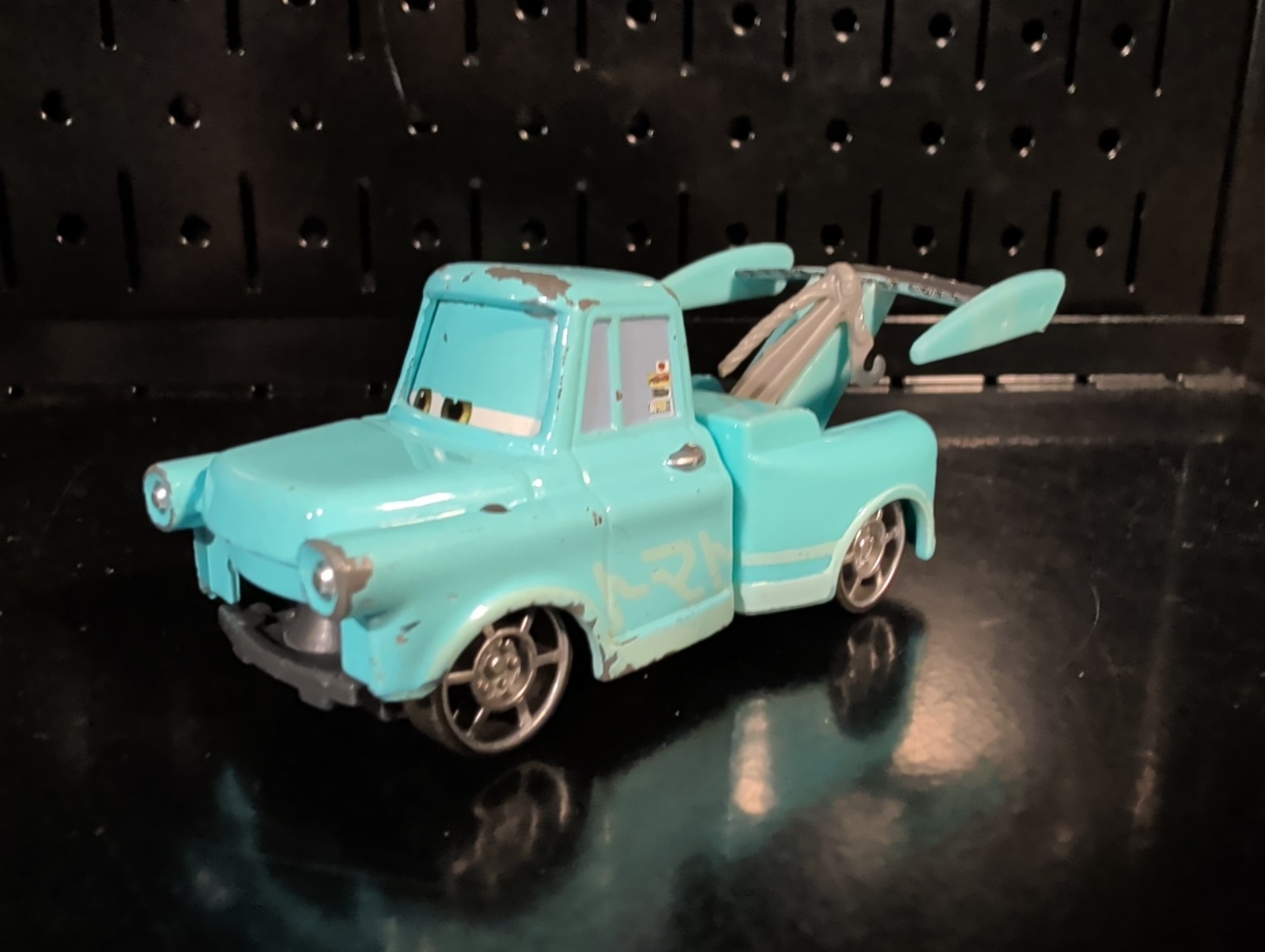  Disney Pixar Cars Mater Miniature Car Tokyo Custom Broken For Parts/Repair 