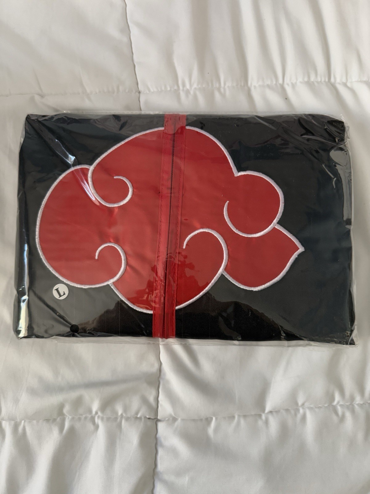 Itachi’s Akatsuki Cloak Costume (Large) Itachi’s Akatsuki Cloak Costume (Large)