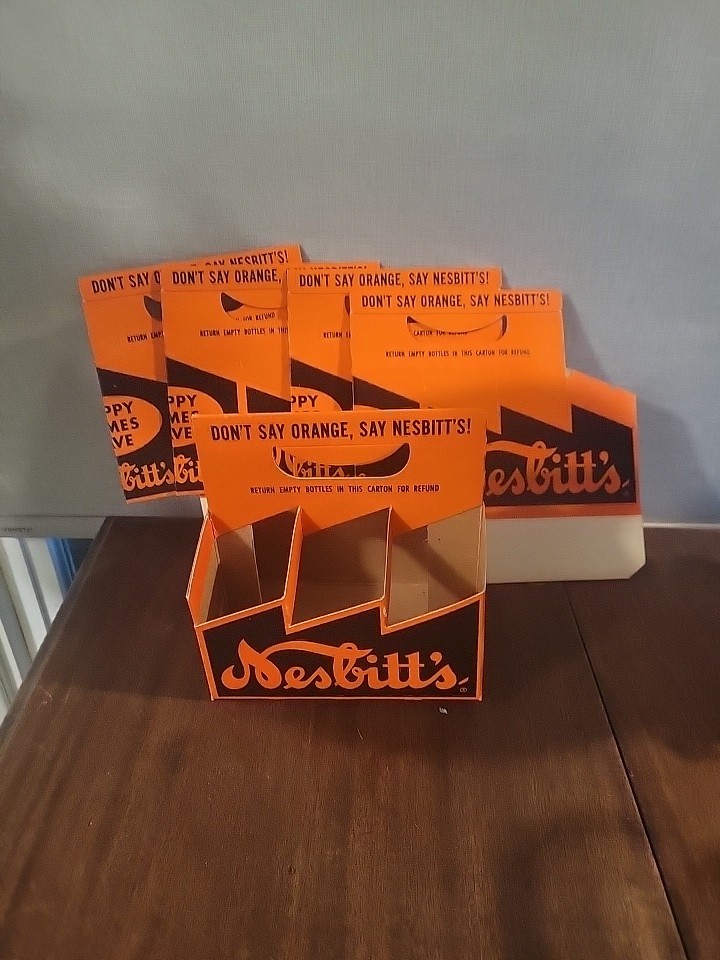 Vintage lot of 5 from the 40's unused Nesbitts Orange Soda carrier 