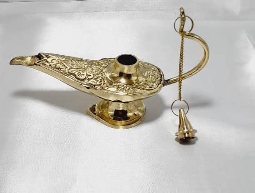 Elegant 5.5\'\'Aladin Hand Made Genie Oil Brass Lamp Aladdin Chirag Showpiece Gift