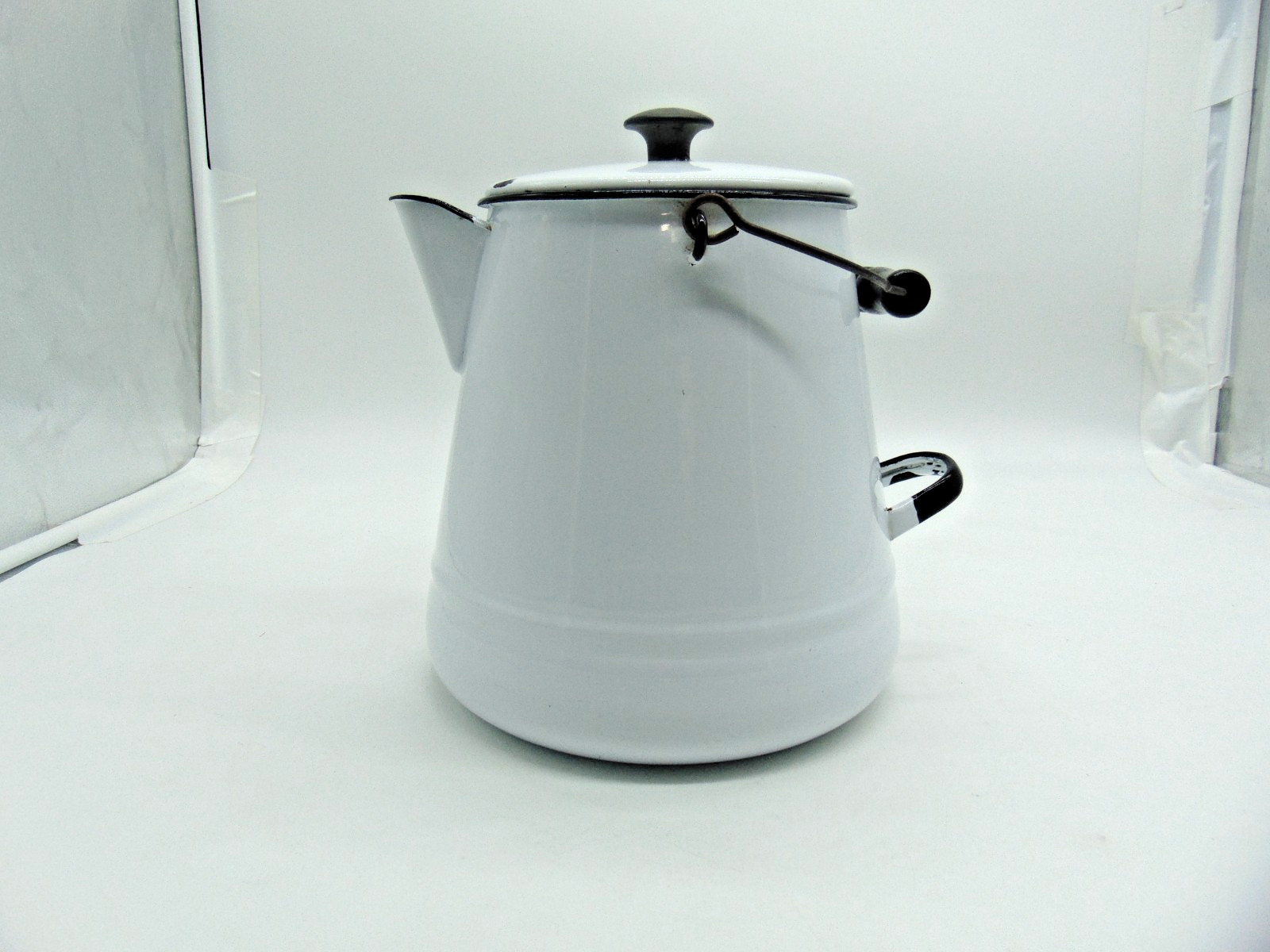 Vintage Enamel Ware Cowboy Coffee Pot Large White Campfire Pot Wood Handle