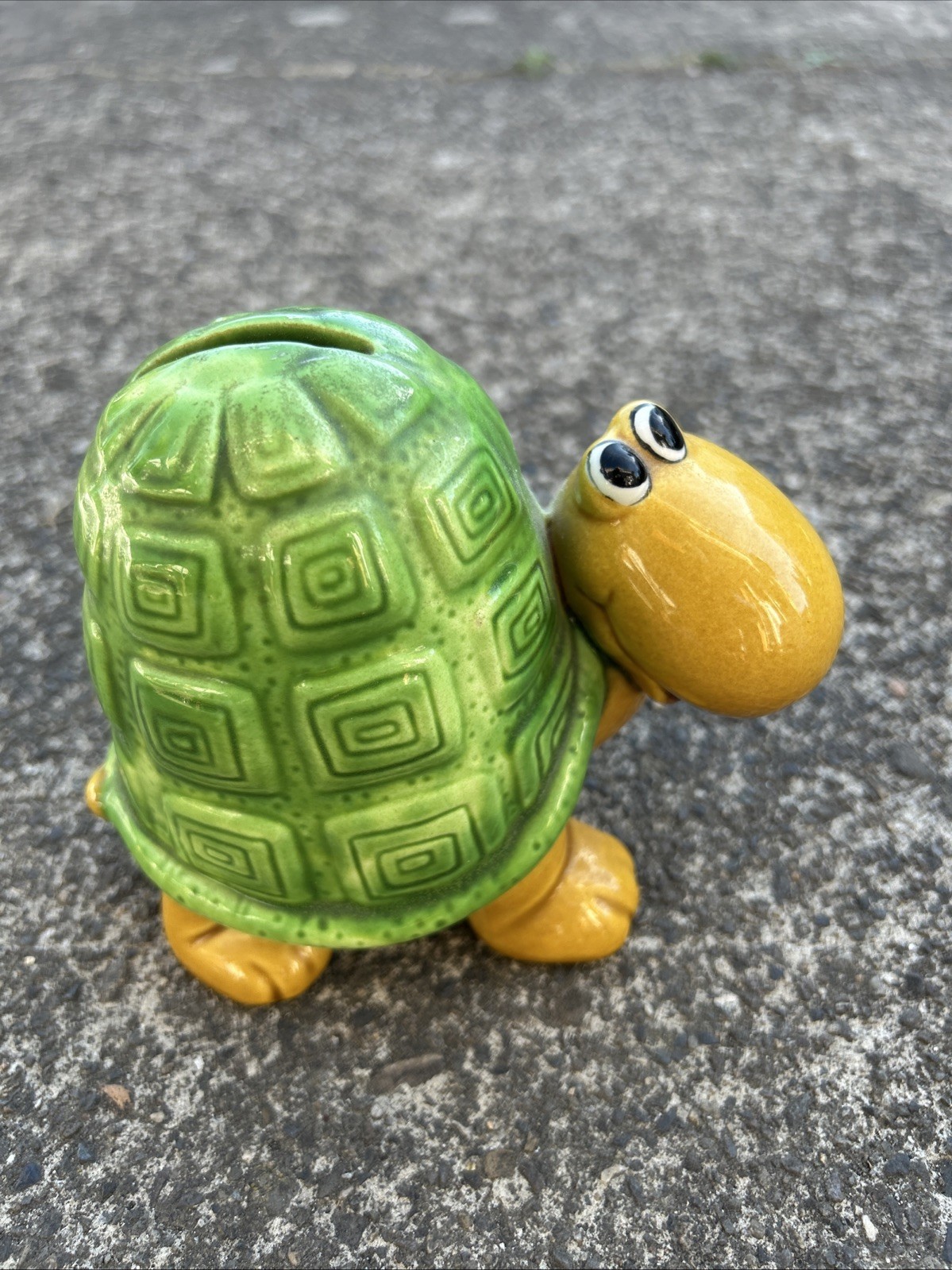 Turtle Ceramic Bank. Papel Korea. Cute Big Eyed Turtle With Rubber Stopper.