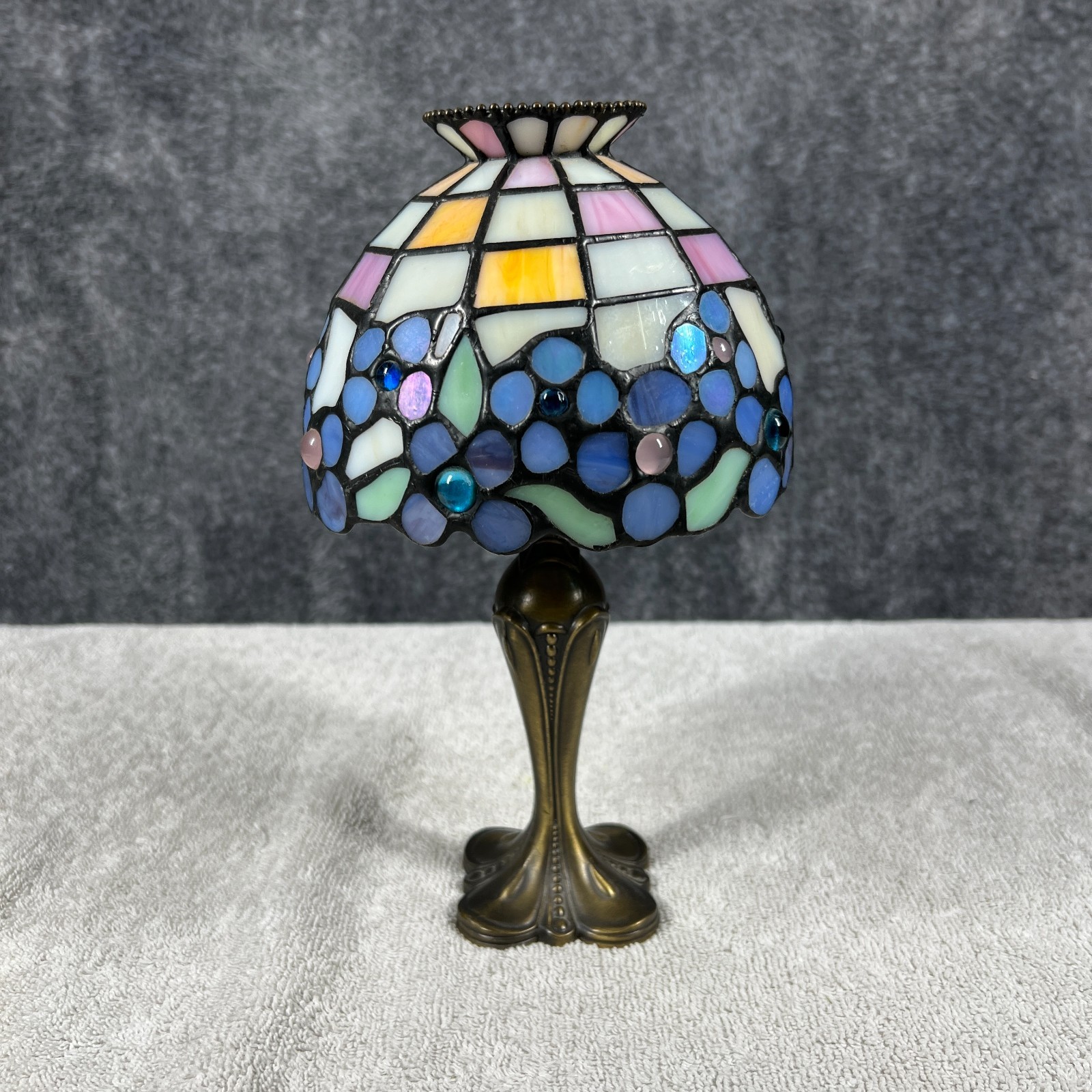 PartyLite Hydrangea Stained Glass Tiffany Style Shade Tealight Candle Lamp