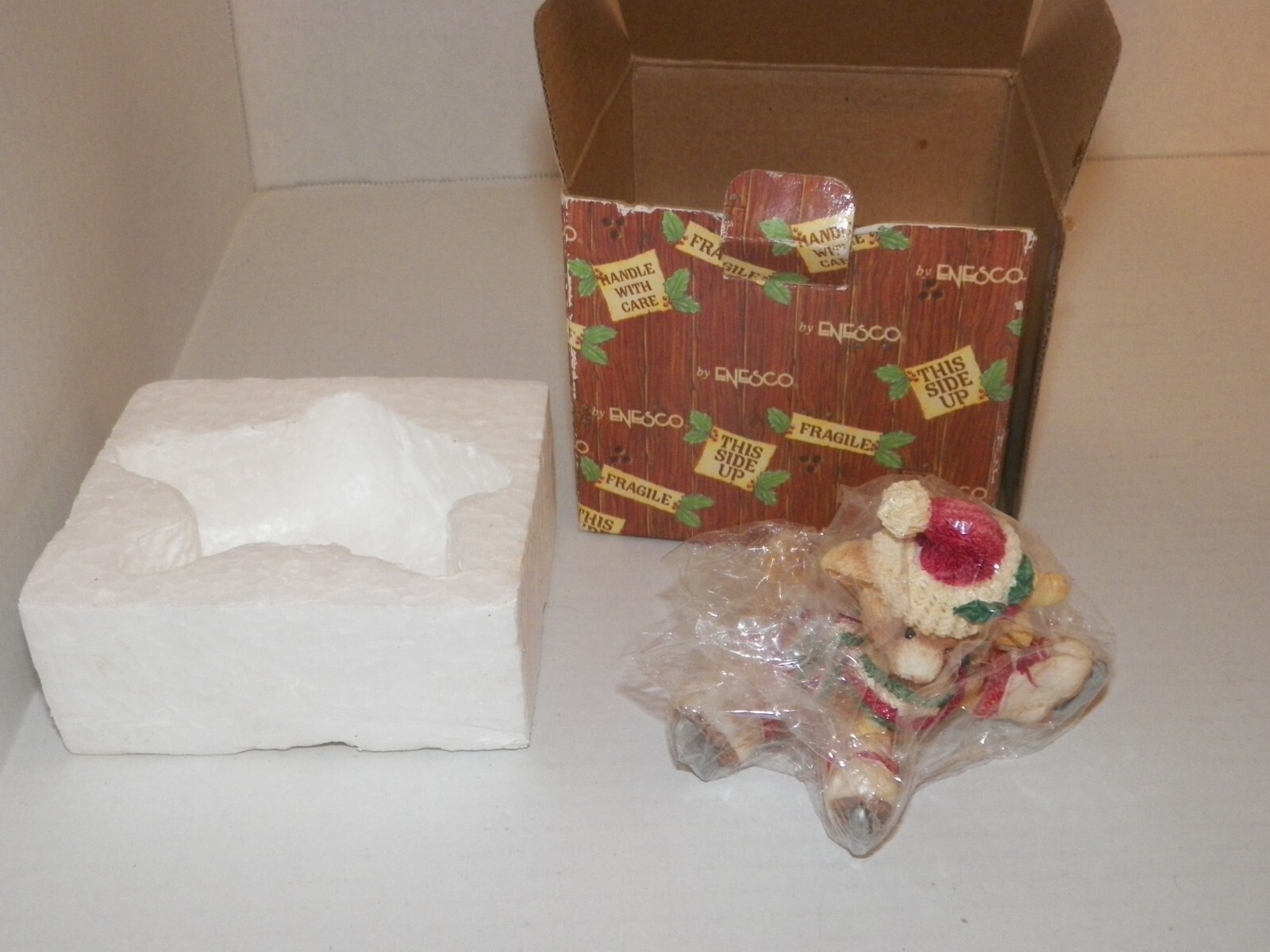 Vintage 1994 ENESCO Santa's Special Deerlivery WHOOPSIE Deer Skates 651176 NIB Vintage 1994 ENESCO Santa's Special Deerlivery WHOOPSIE Deer Skates 651176 NIB