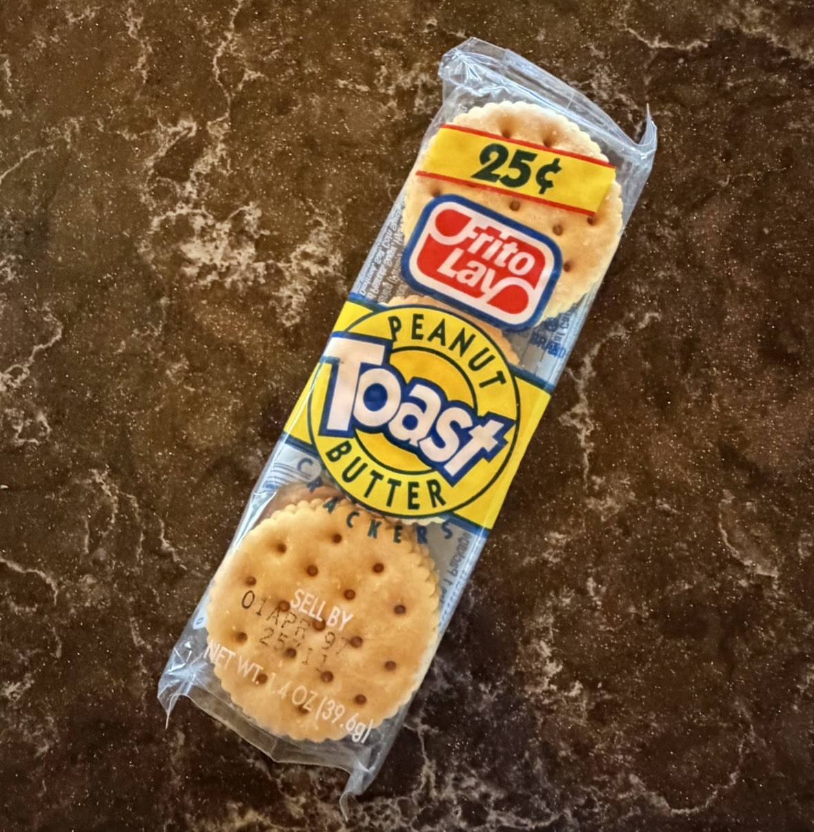 Vintage 90\'s FRITO LAY PEANUT BUTTER TOAST 25¢ Crackers Package RARE SEALED NOS Vintage 90\'s FRITO LAY PEANUT BUTTER TOAST 25¢ Crackers Package RARE SEALED NOS