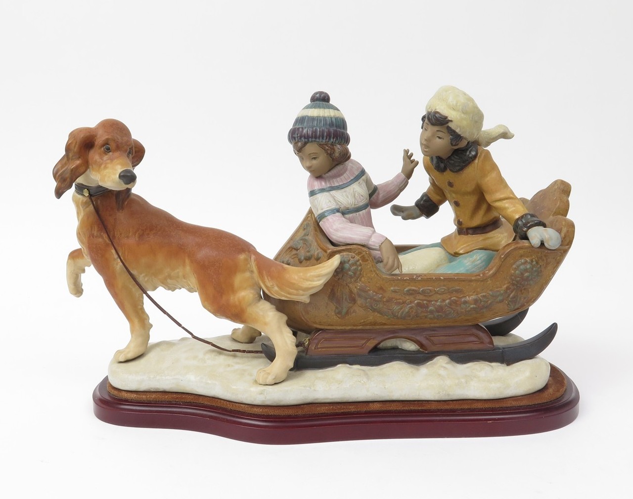 Lladro Sleigh Ride #5037 Salvador Debon Matte Porcelain Figurine Retired