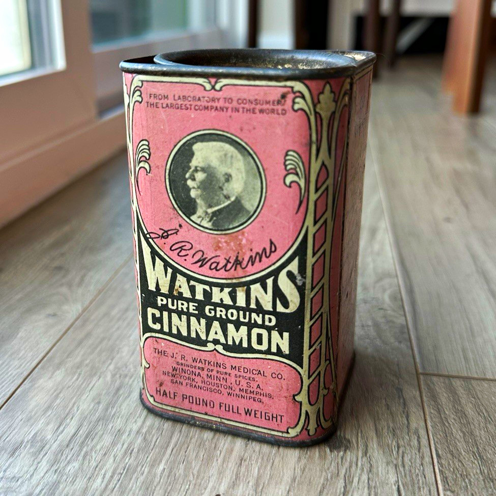 Vintage J.R. Watkins Pure Ground Cinnamon 8 oz Pink Spice Tin w/ Lid Empty Vintage J.R. Watkins Pure Ground Cinnamon 8 oz Pink Spice Tin w/ Lid Empty